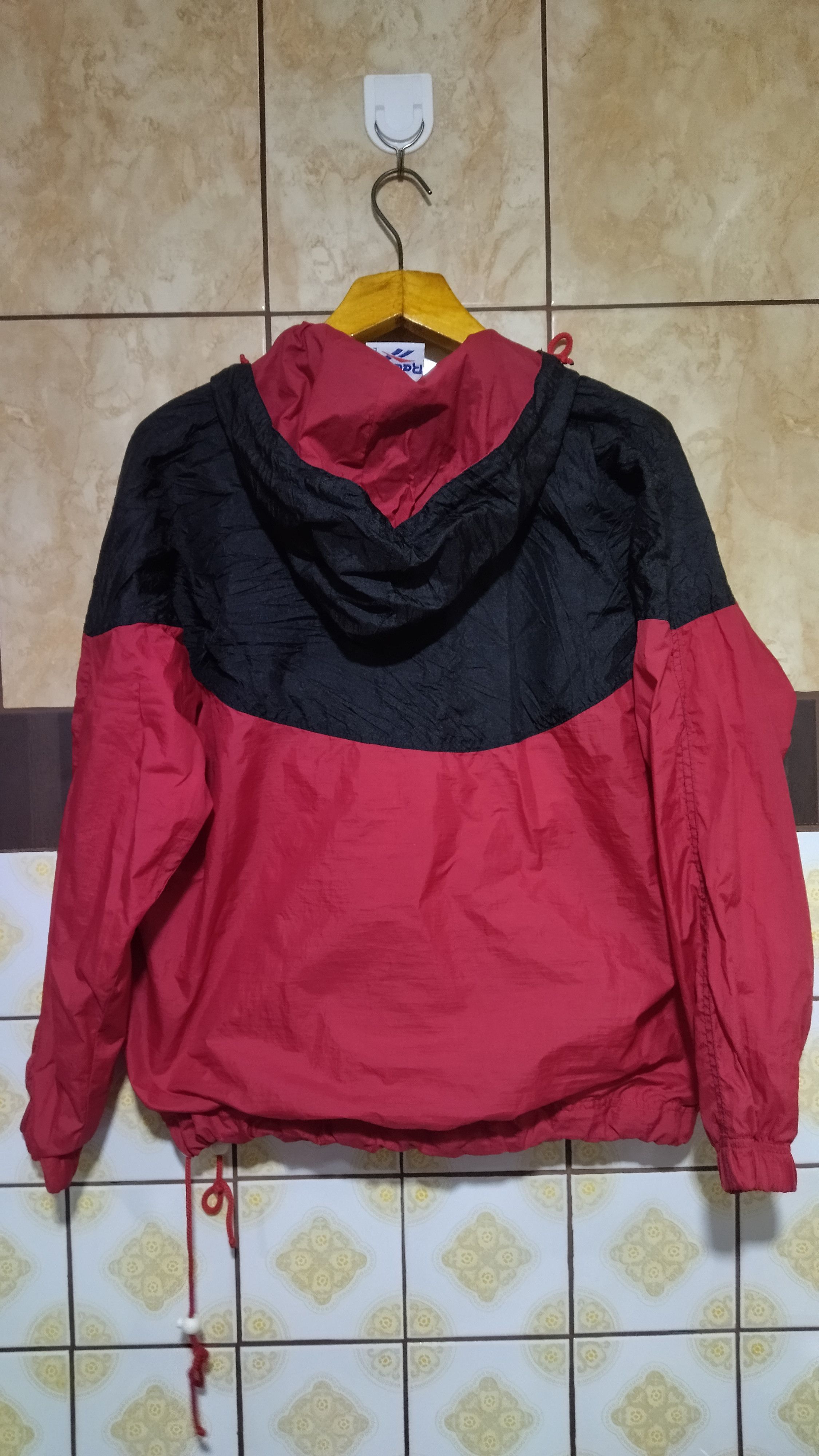 Reebok Vintage Reebok big logo anorak Size US L / EU 52-54 / 3 - 3 Thumbnail
