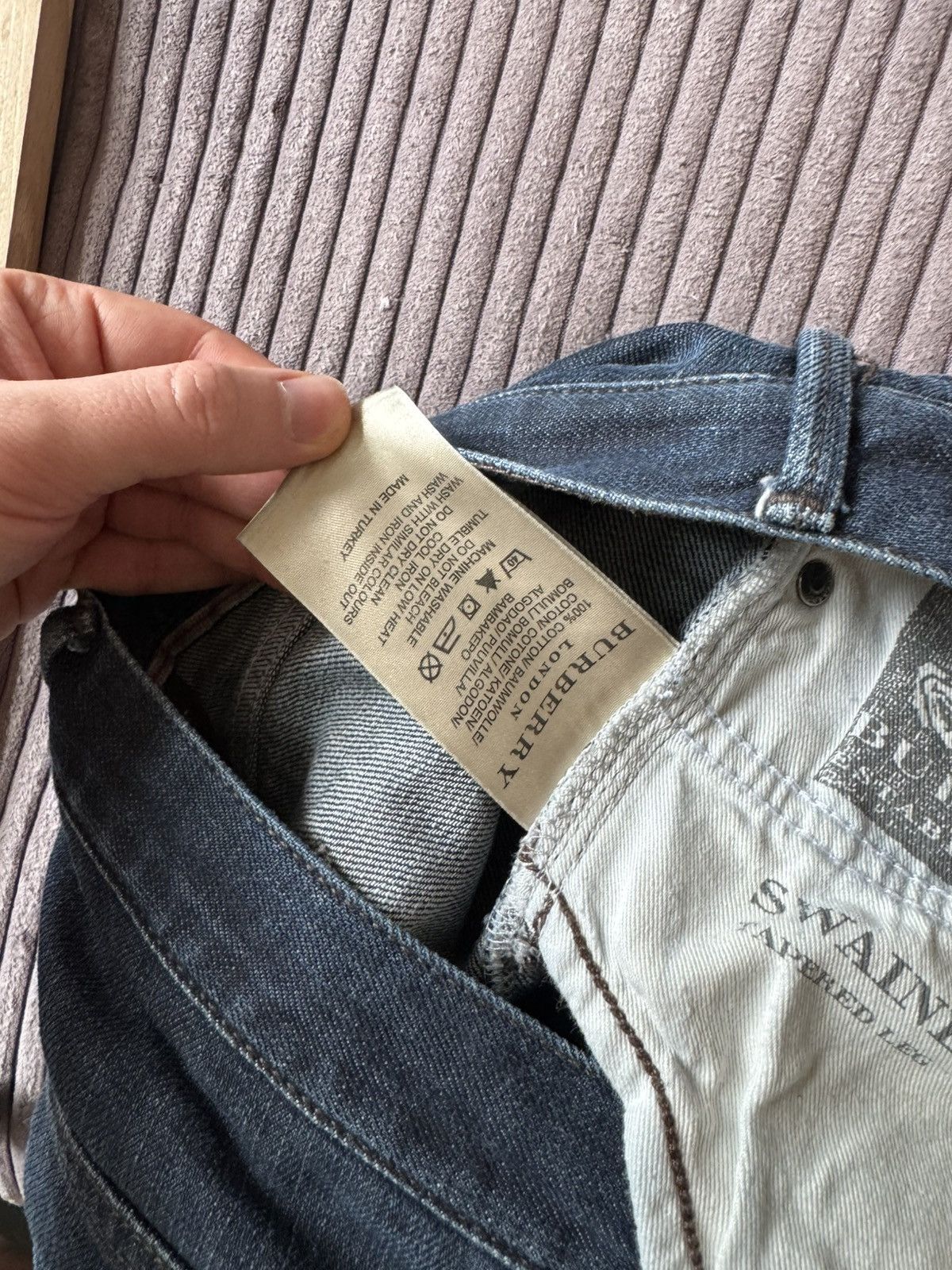 Burberry BURBERRY SWAINE Tapered Leg DENIM JEANS Pants 33x32 Blue Size US 33 - 13 Thumbnail