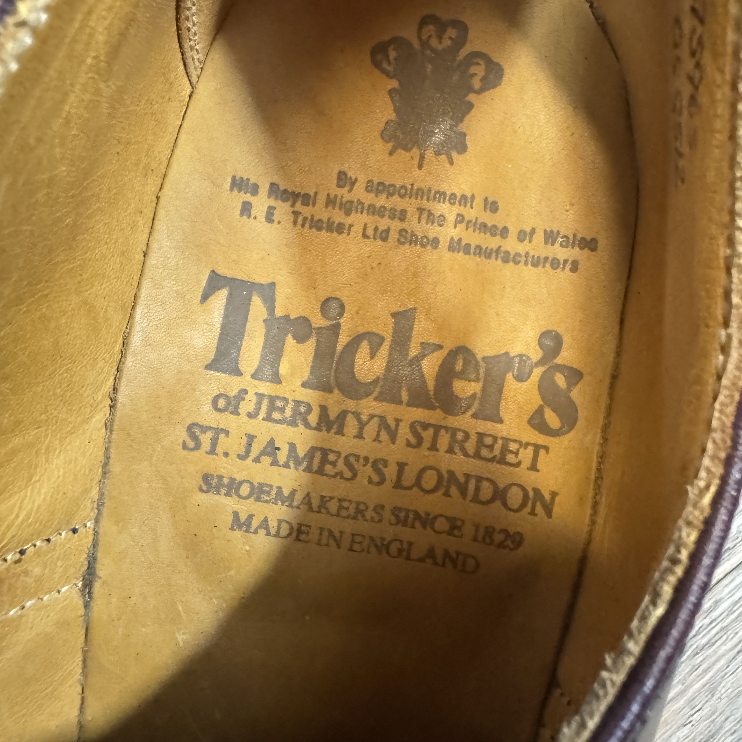 Tricker's × Vintage Vintage Deadstock KENSINGTON TOECAP OXFORD CITY SHOE Size US 9 / EU 42 - 2 Thumbnail