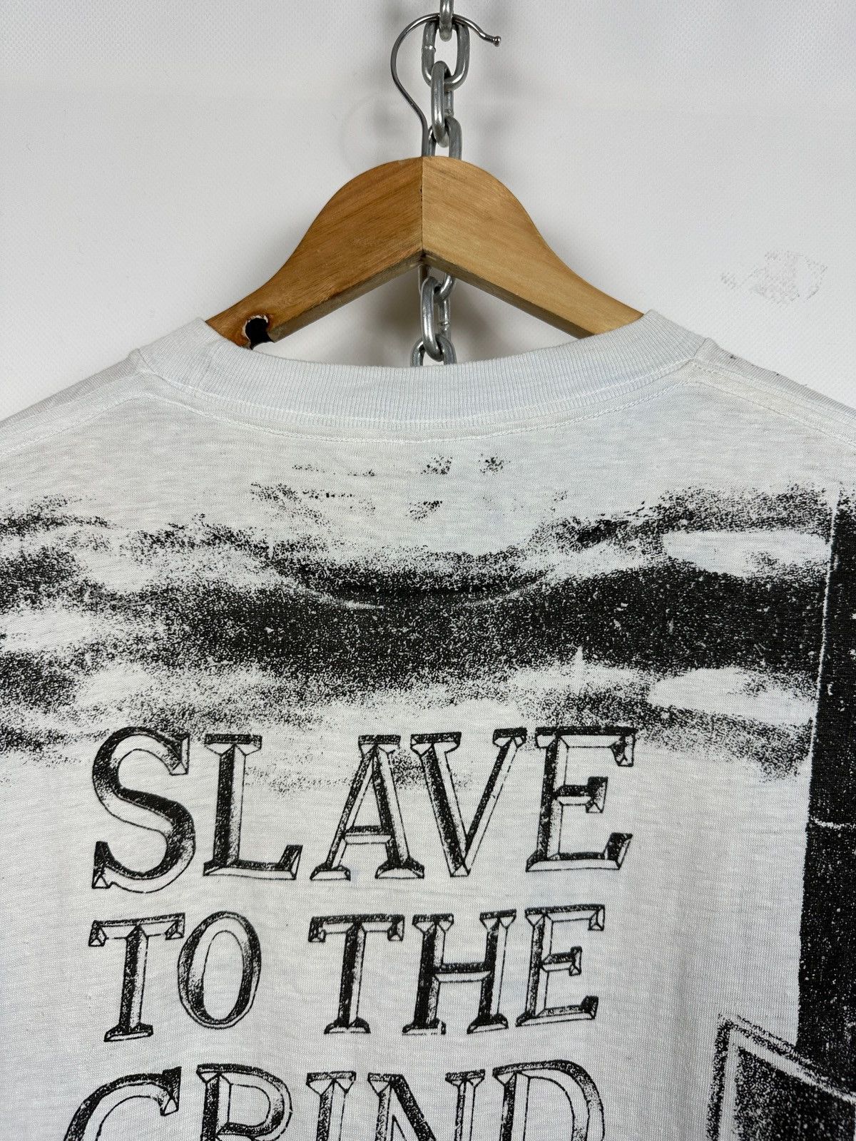 Band Tees 90s Vintage Skid Row Slave To The Grind Band T-Shirt Size US XL / EU 56 / 4 - 17 Thumbnail
