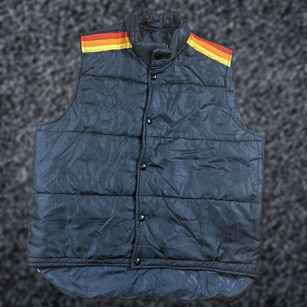 CLOSED VTG Bombardier Puffer Vest Mens Large Black Button Close Orange Stripe USA Made Vest Mens Large Black USA Striped Nylon Puffer Jacket Size US L / EU 52-54 / 3 - 1 Thumbnail