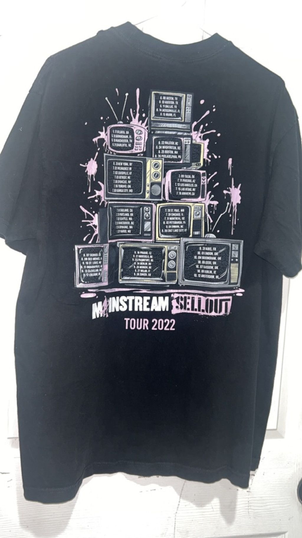 Other Men's Shaka Wear Black Machine Gun Kelly Mainstream Sellout Size US XL / EU 56 / 4 - 5 Thumbnail