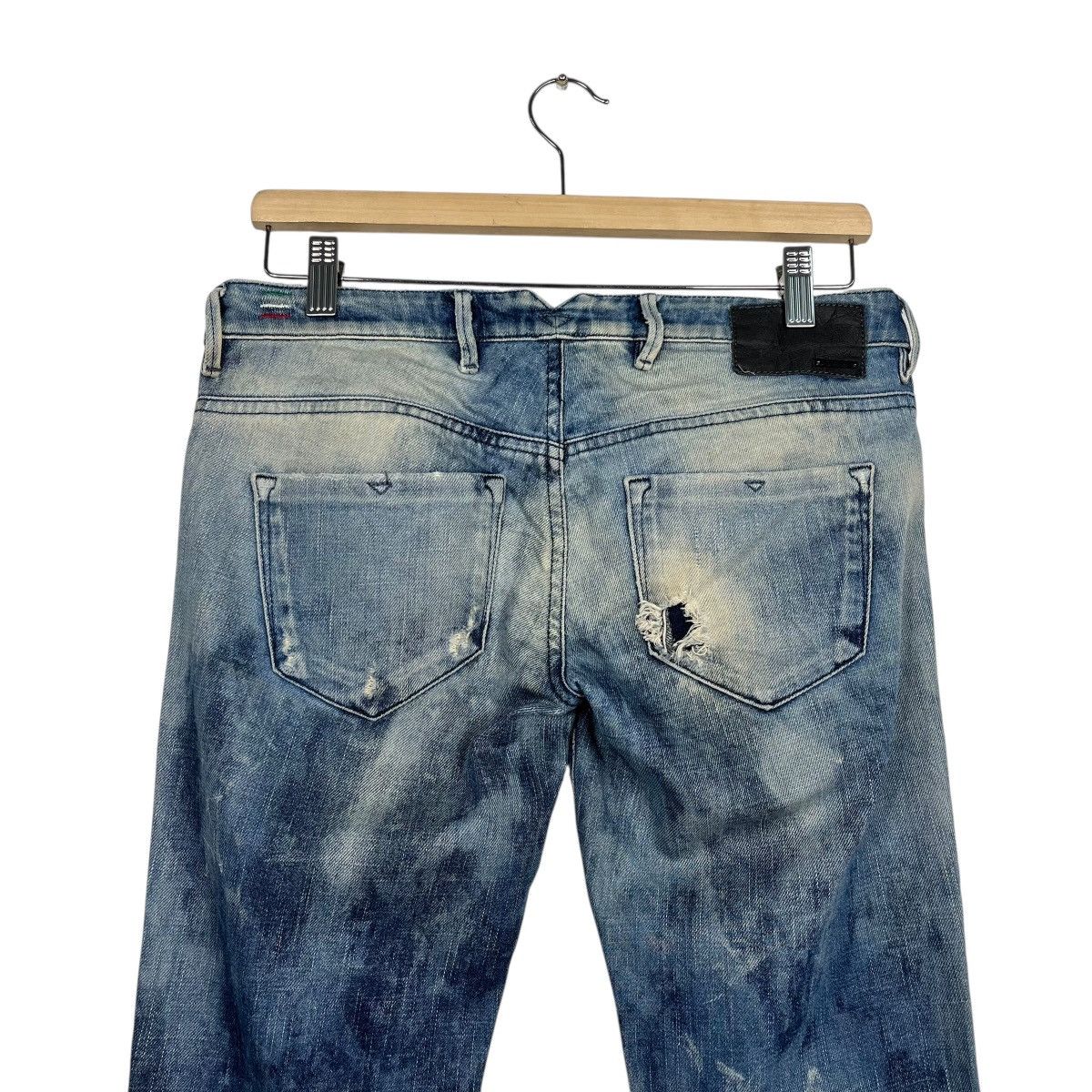 Diesel Vinatge Diesel Utility Distressed Denim Jeans Size US 32 / EU 48 - 6 Thumbnail
