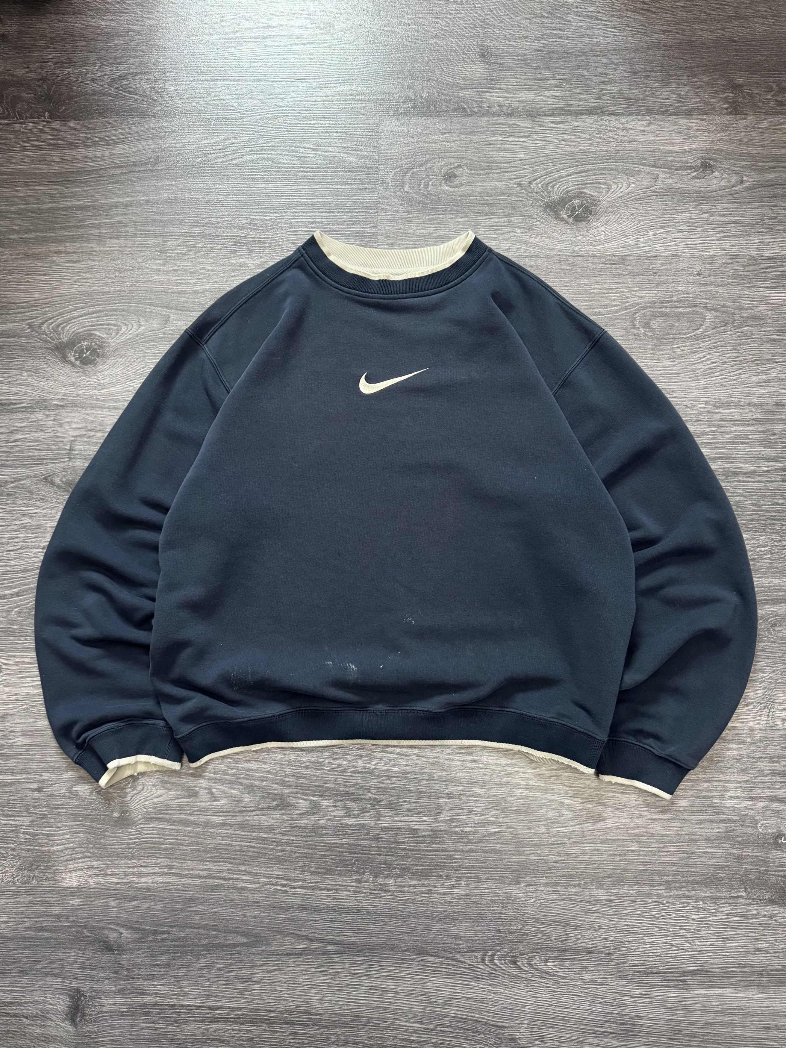 Nike Vintage Trashed Nike Centre Swoosh Baggy Sweatshirt Size US L / EU 52-54 / 3 - 1 Thumbnail