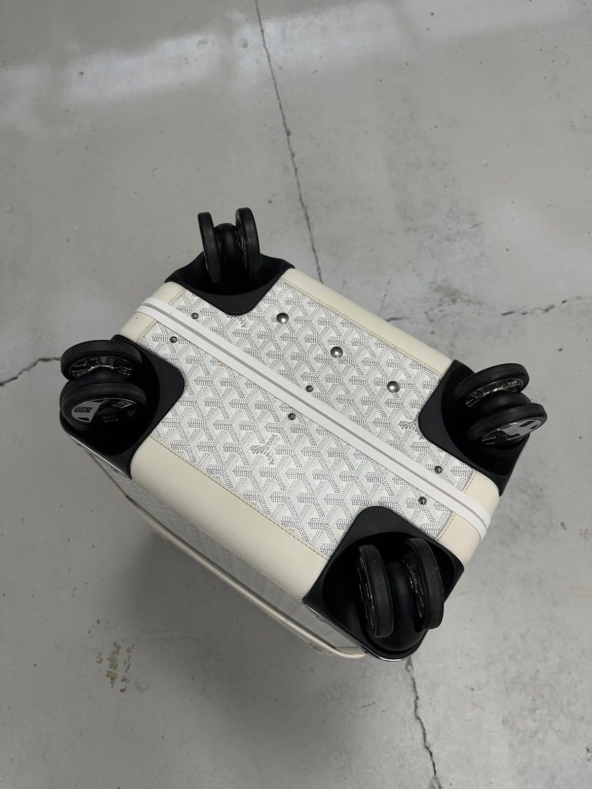 Goyard Goyard Bourget PM Trolley Suitcase White 23L Size ONE SIZE - 13 Thumbnail