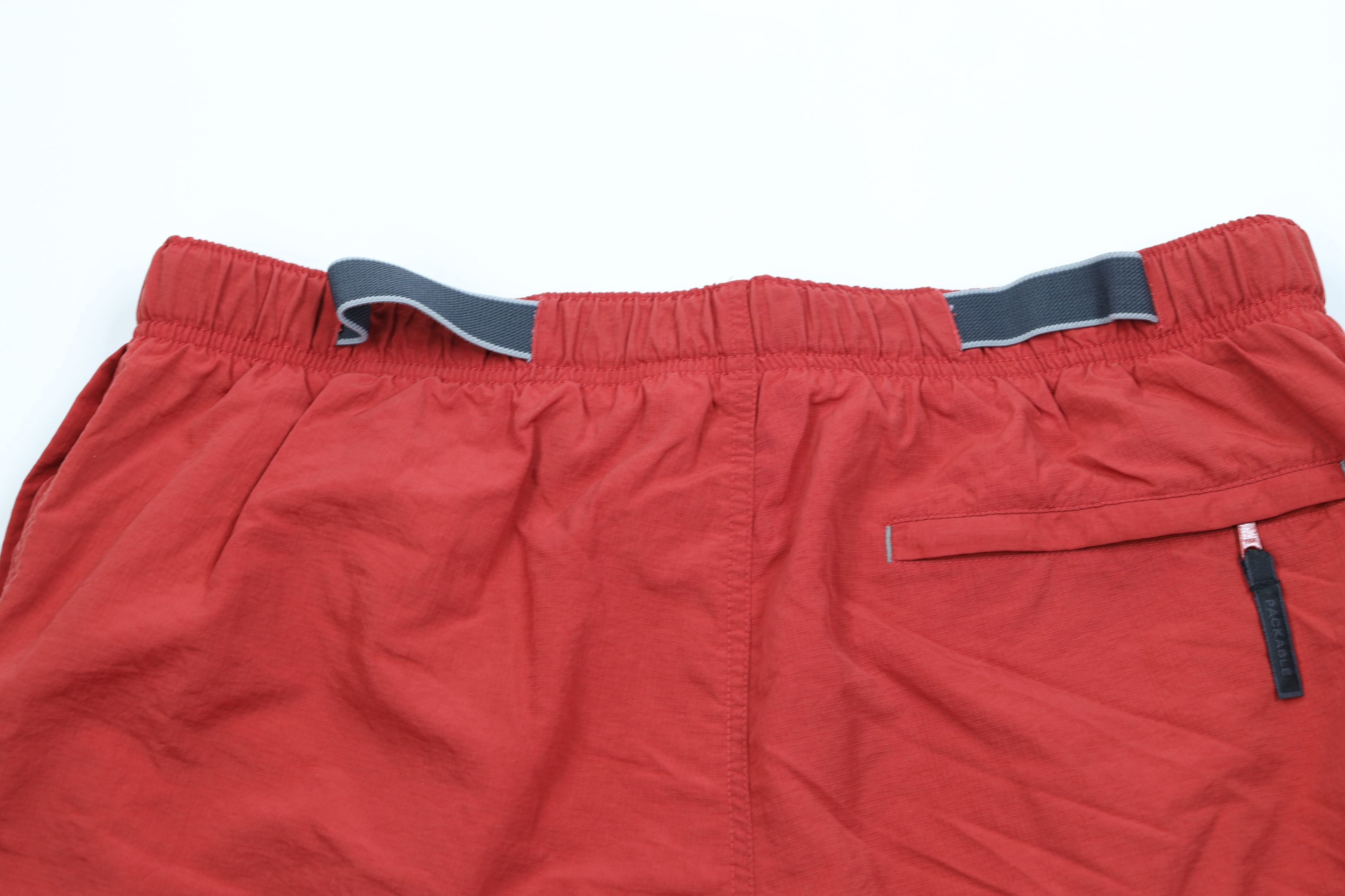 Columbia Vintage Y2K Columbia Lined Above Knee Cargo Shorts Red Size US 36 / EU 52 - 9 Thumbnail