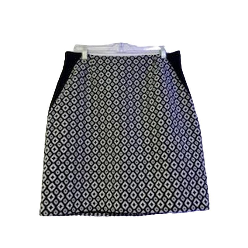 Worthington Worthington Women Pencil Skirt Diamond Pattern Slit Black Size 36" / US 14 / IT 50 - 1 Thumbnail