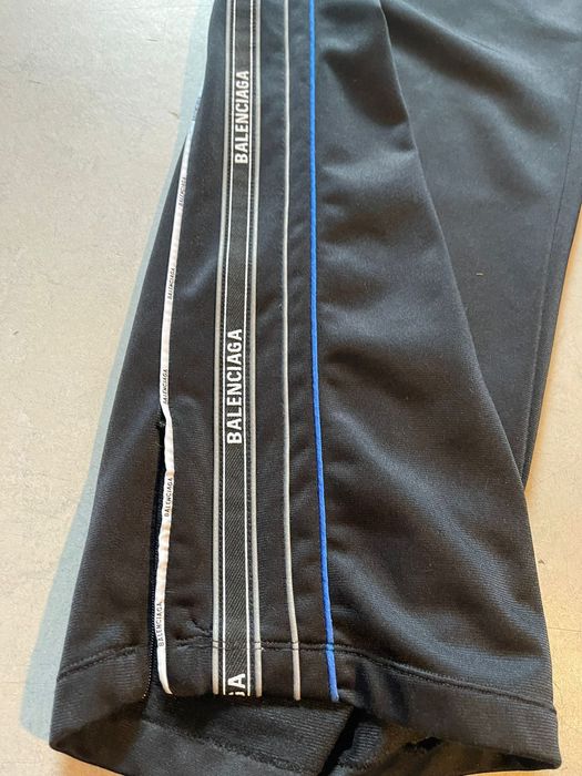 Balenciaga 2024 reflective pants