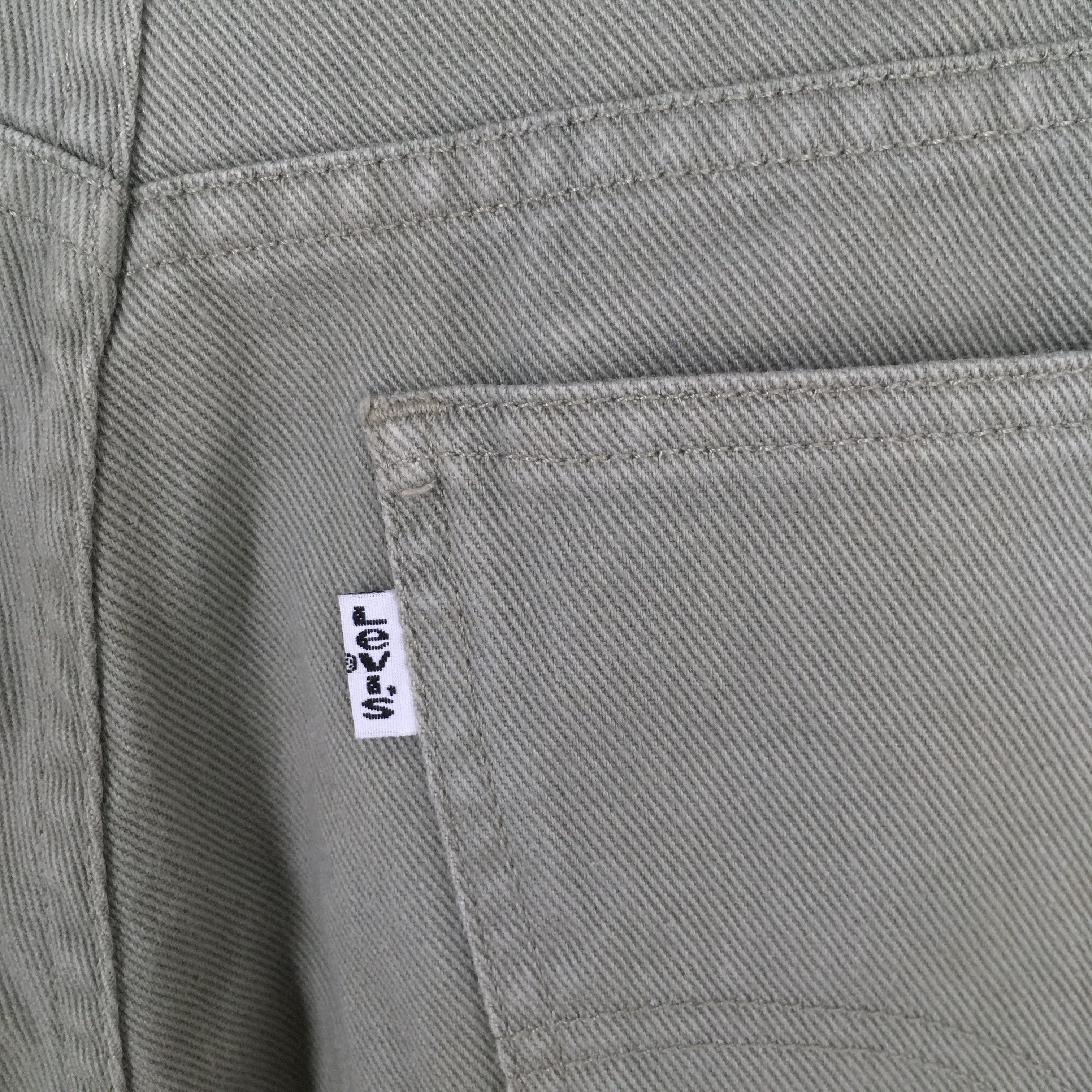 Levi's Size 31x33.5 Vintage Levi's 517 Bootcut Olive Pants S1898 Size US 31 - 11 Thumbnail