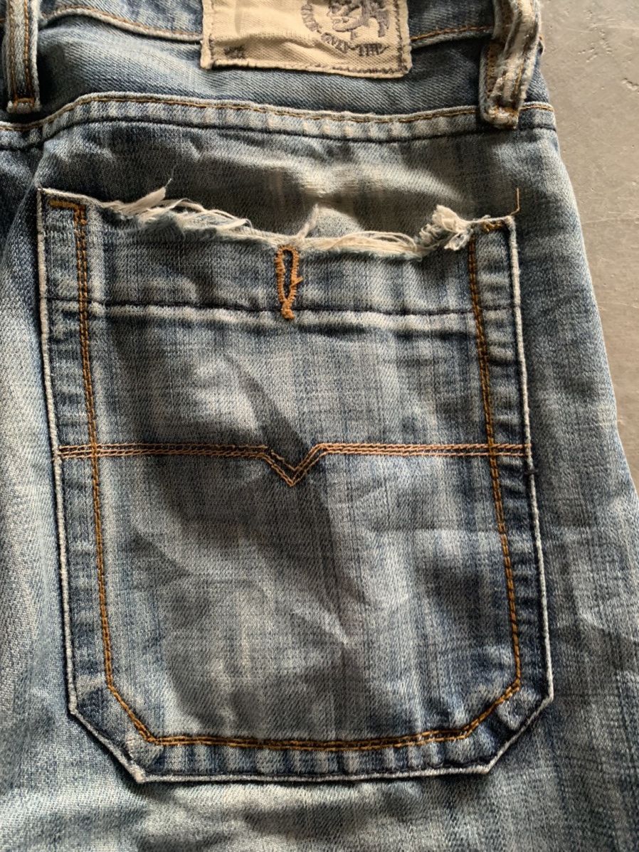 Designer × Diesel distressed loose diesel industry jeans Size US 37 - 14 Thumbnail