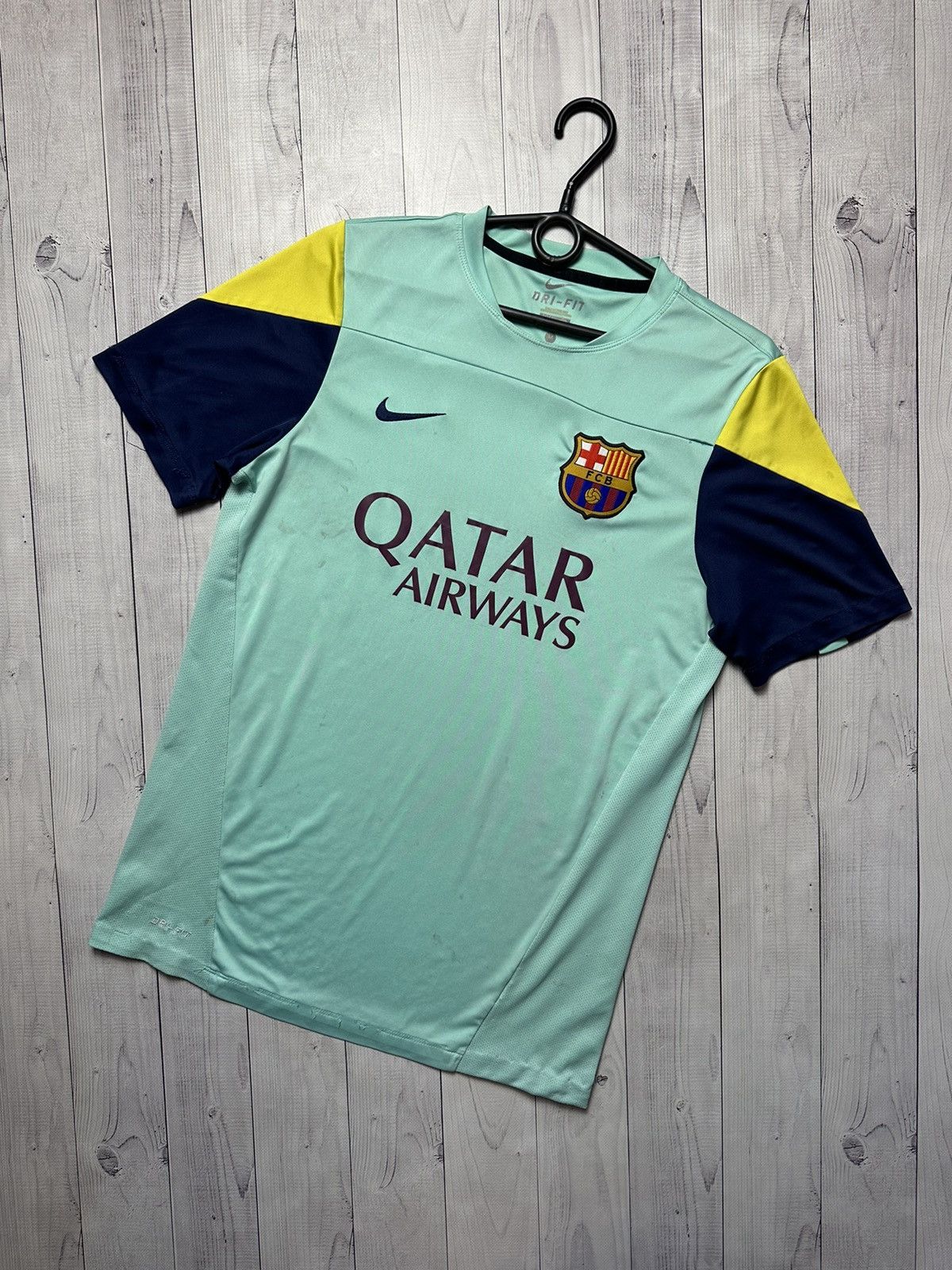 Nike Vintage Nike blue Barcelona soccer jersey size M Size US M / EU 48-50 / 2 - 1 Thumbnail