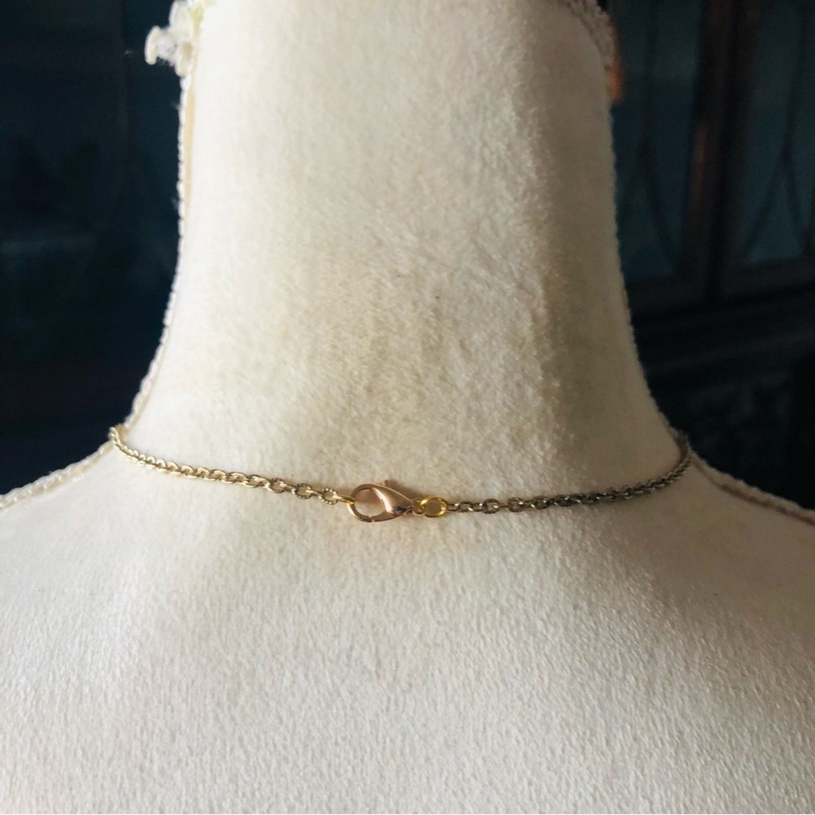 Handmade Handcrafted gold wire cage genuine amethyst stone necklace Size ONE SIZE - 8 Thumbnail