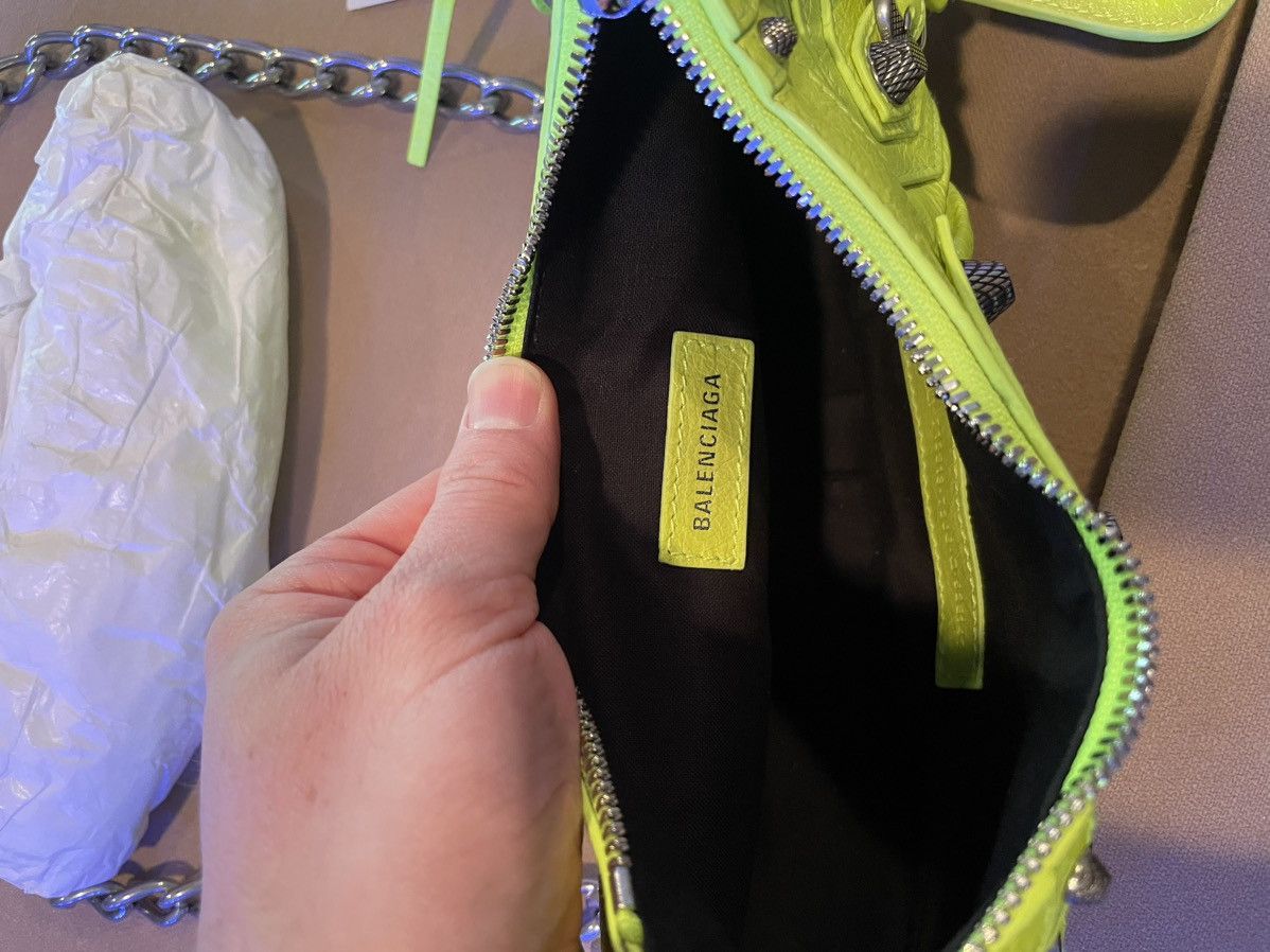Balenciaga LE CAGOLE 8 B X8 W/C ARENA LAMB AS FLUO YELLOW Size ONE SIZE - 11 Thumbnail