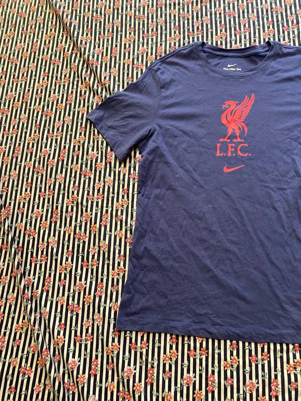 Nike Streetwear T-Shirt Nike logo L.F.C. Y2K Vintage Size US S / EU 44-46 / 1 - 7 Thumbnail