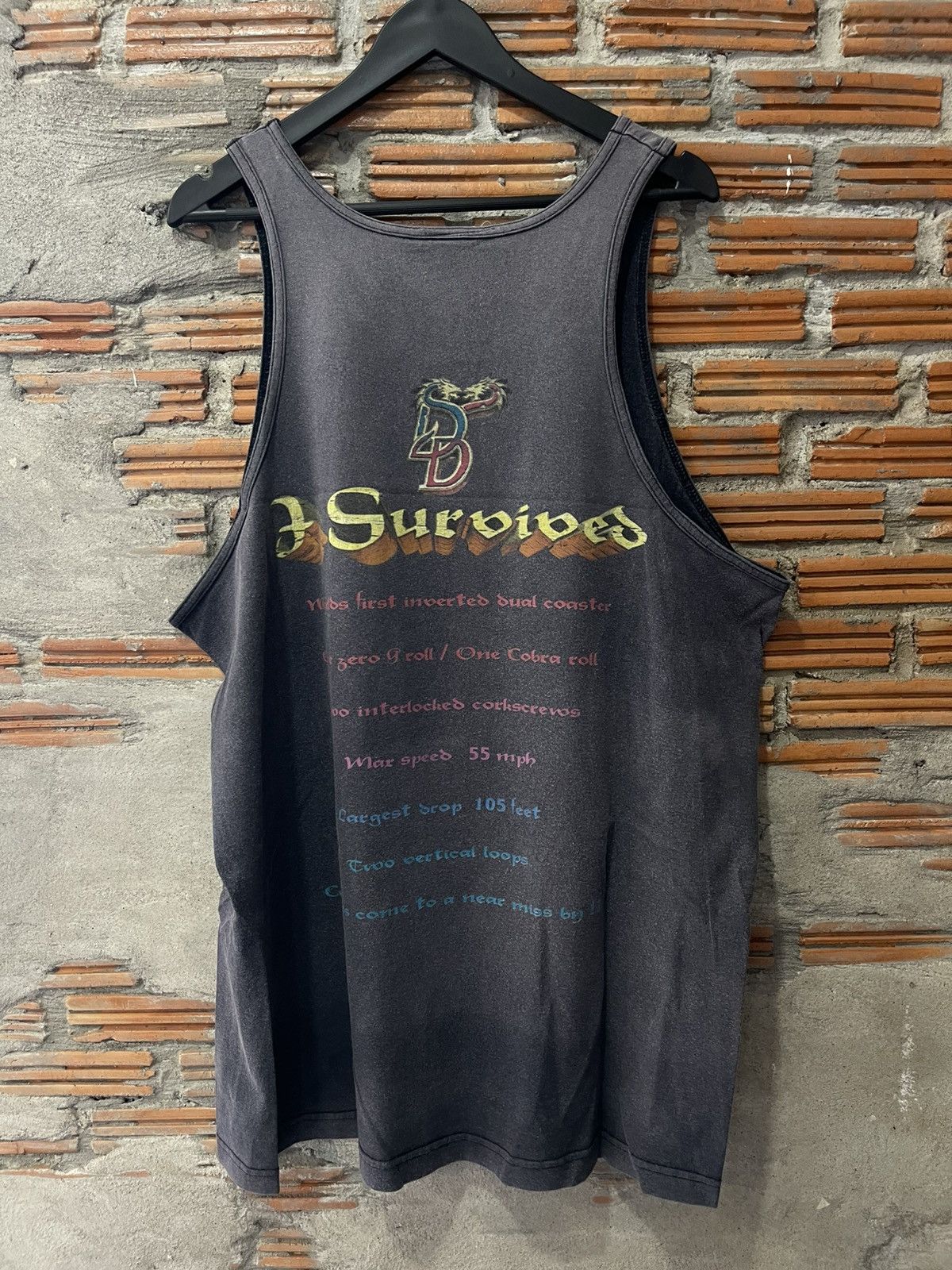 Universal Studios Vintage Fade Black Tank Top Dueling Dragons Size US XL / EU 56 / 4 - 2 Thumbnail