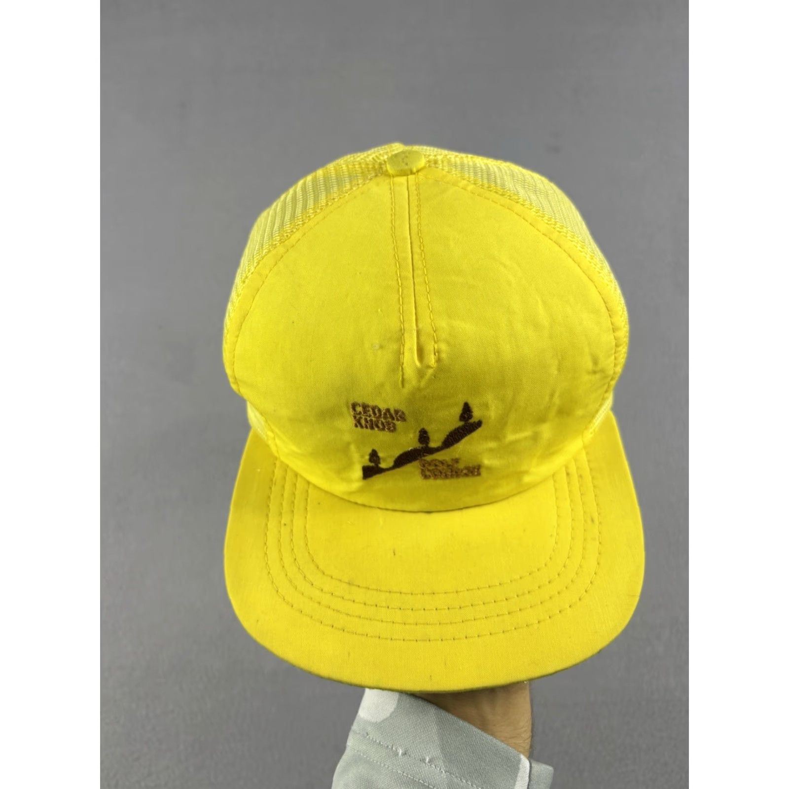 Vintage VINTAGE Cedar Knob Golf Course Hat Snapback Trucker Cap Yellow Connecticut 80s Men One Size Adjustabler Unbranded Size ONE SIZE - 3 Thumbnail