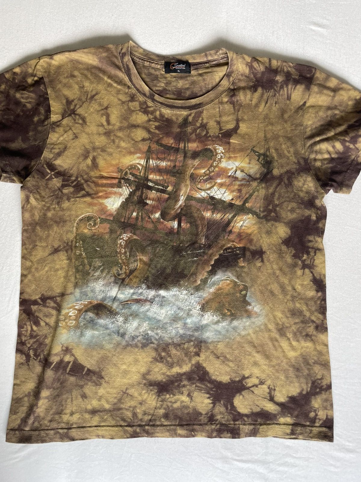 Other Vintage Kraken Tie-Dye T-Shirt XL – Fantasy Gothic Art Size US XL / EU 56 / 4 - 1 Thumbnail