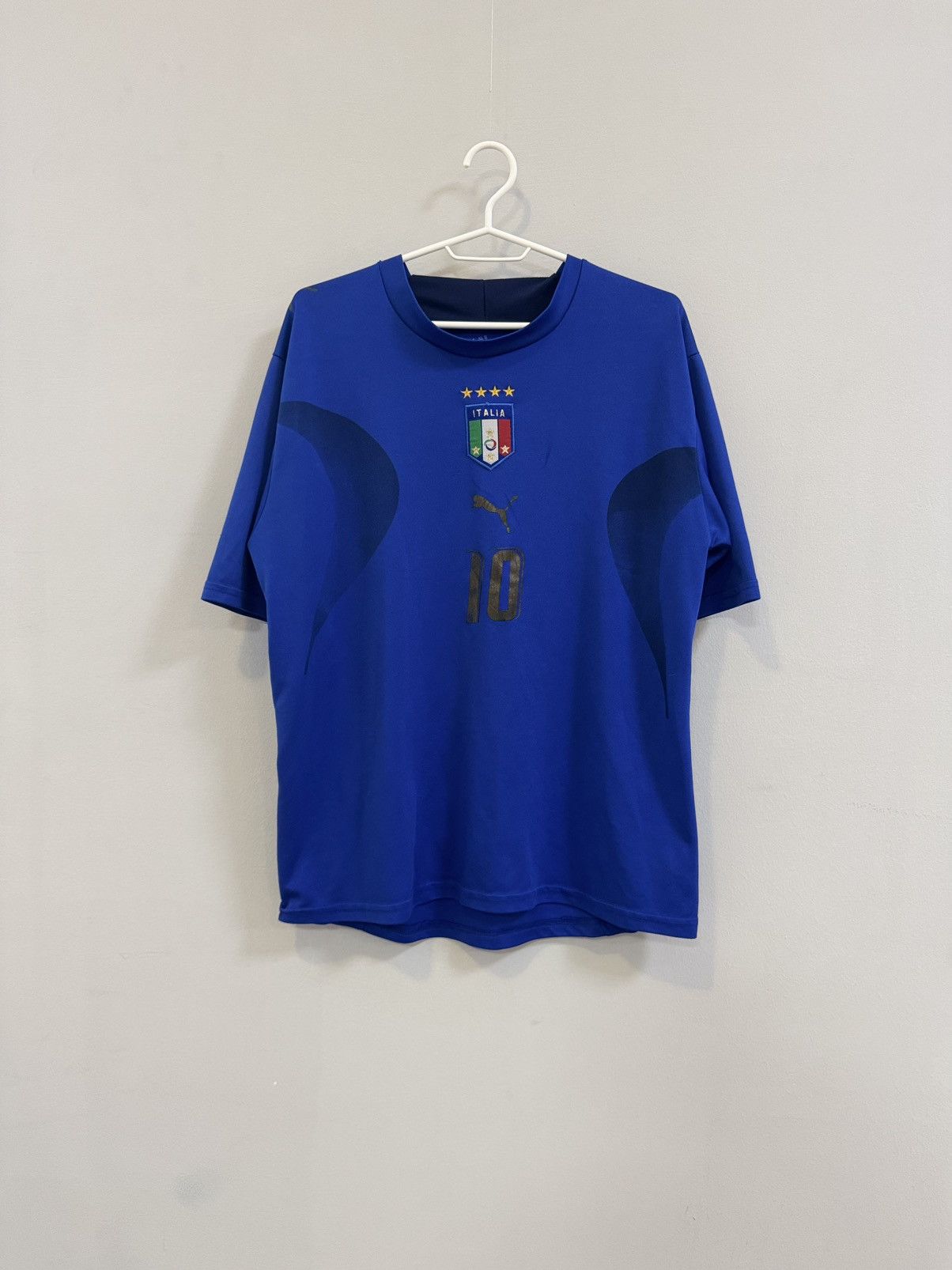 Band Tees TOTTI ITALY 🇮🇹 ITALIA tee fan away jersey football world cup Size US XL / EU 56 / 4 - 1 Thumbnail