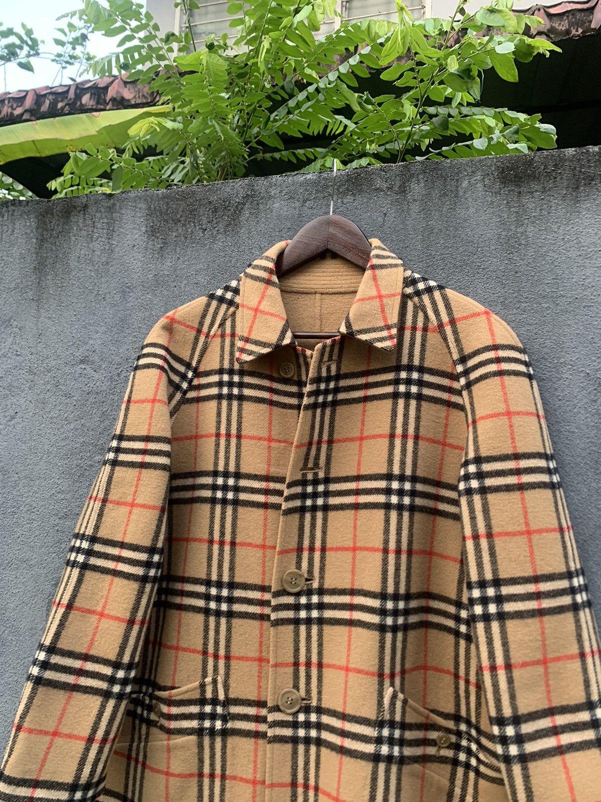Burberry 🔥BURBERRYS NOVA CHECK WOOL REVERSIBLE JACKET (WOMAN) Size US M / EU 48-50 / 2 - 4 Thumbnail
