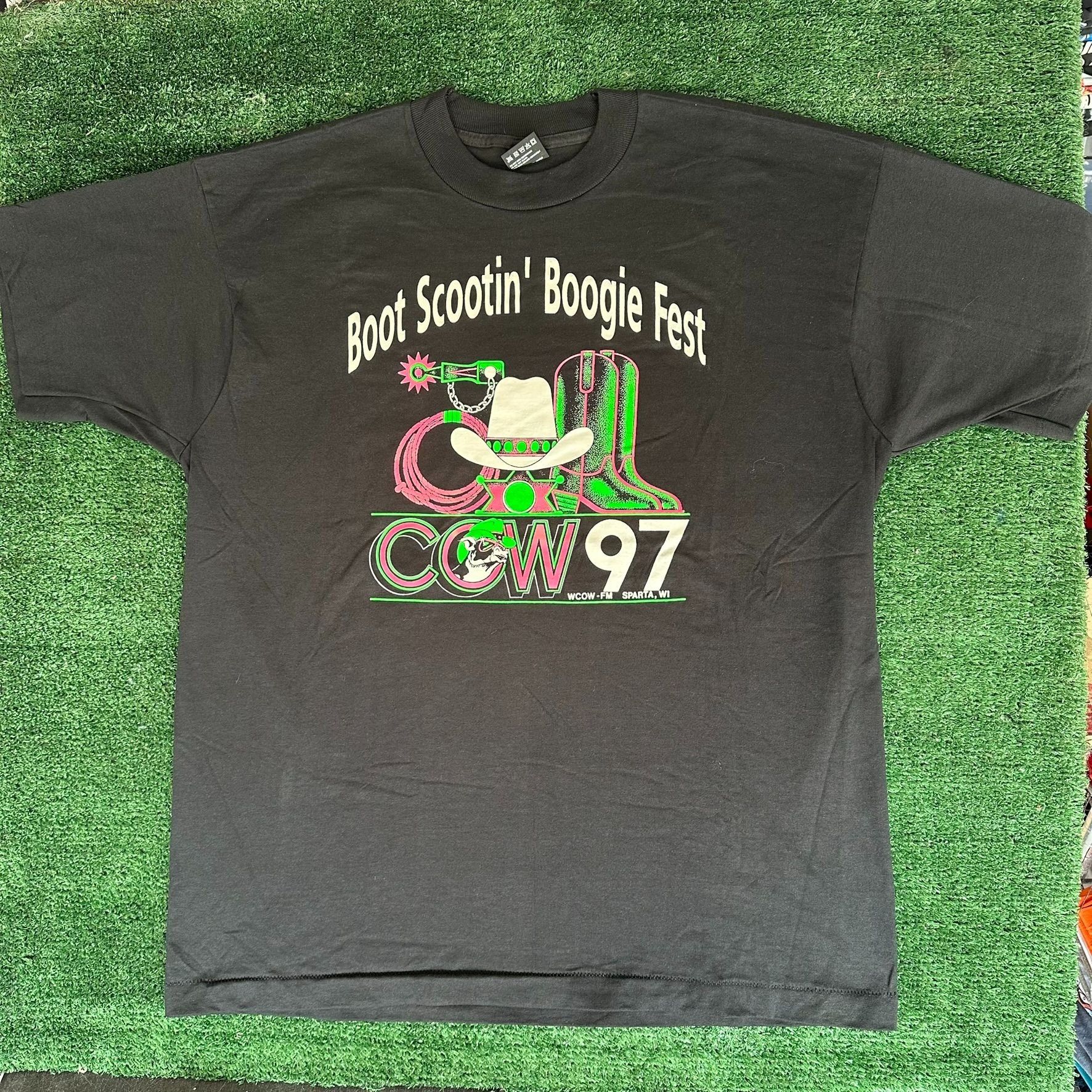 Fruit Of The Loom Vintage 90s Boot Scootin' Boogie Fest T-Shirt Country Music Size US XL / EU 56 / 4 - 1 Thumbnail
