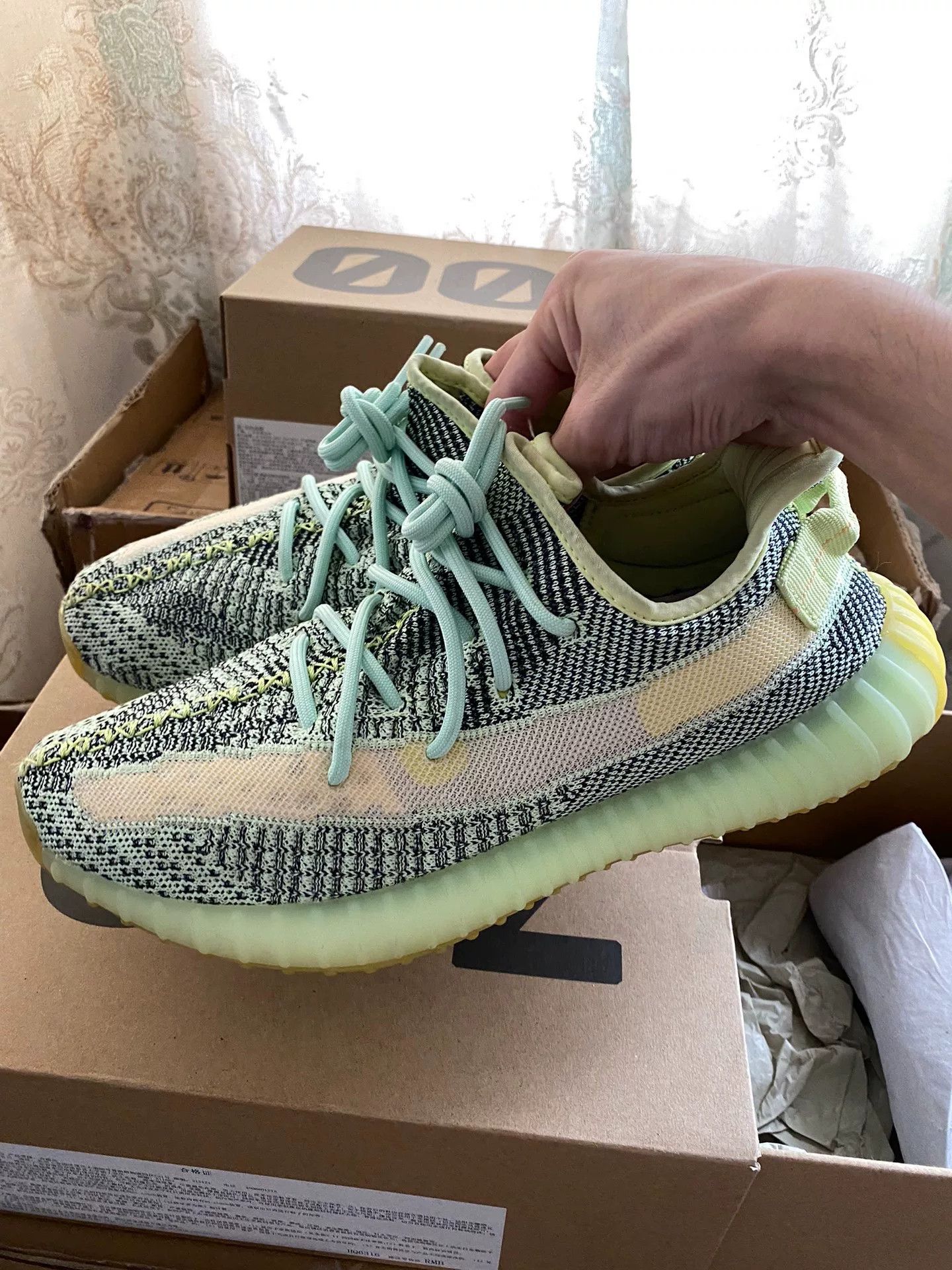 Adidas Adidas YEEZY350 Green Lowtop Sneakers 10 Men Size US 10 / EU 43 - 1 Thumbnail
