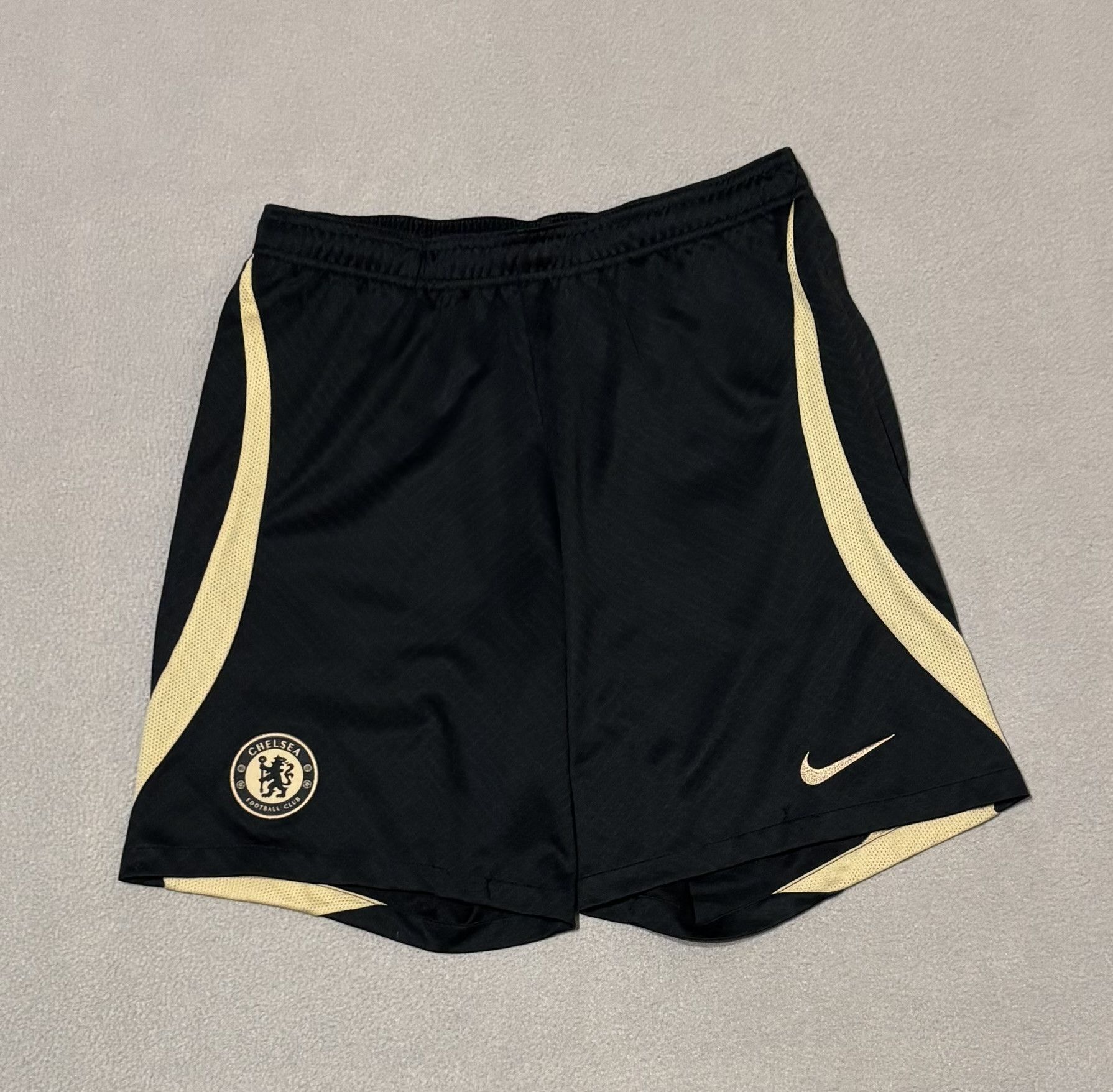 Nike Chelsea FC 2022/2023 Nike Football Shorts Size M Size US 32 / EU 48 - 1 Thumbnail