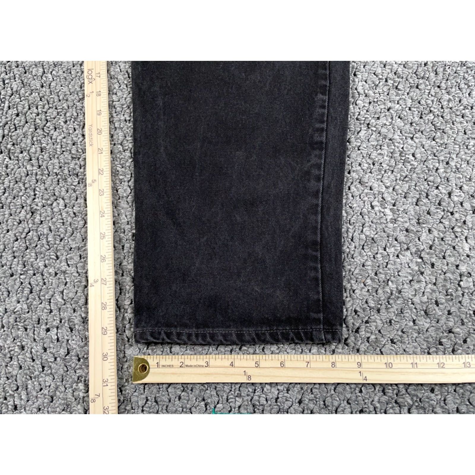 Levi's VTG Levi's 550 Jeans Tapered Leg 38 x 29 Black Levi's 40 Regular Men USA 5-Pocket Denim Cotton Relaxed Fit Vintage 80s 90s Grunge Retro Size US 40 / EU 56 - 6 Thumbnail