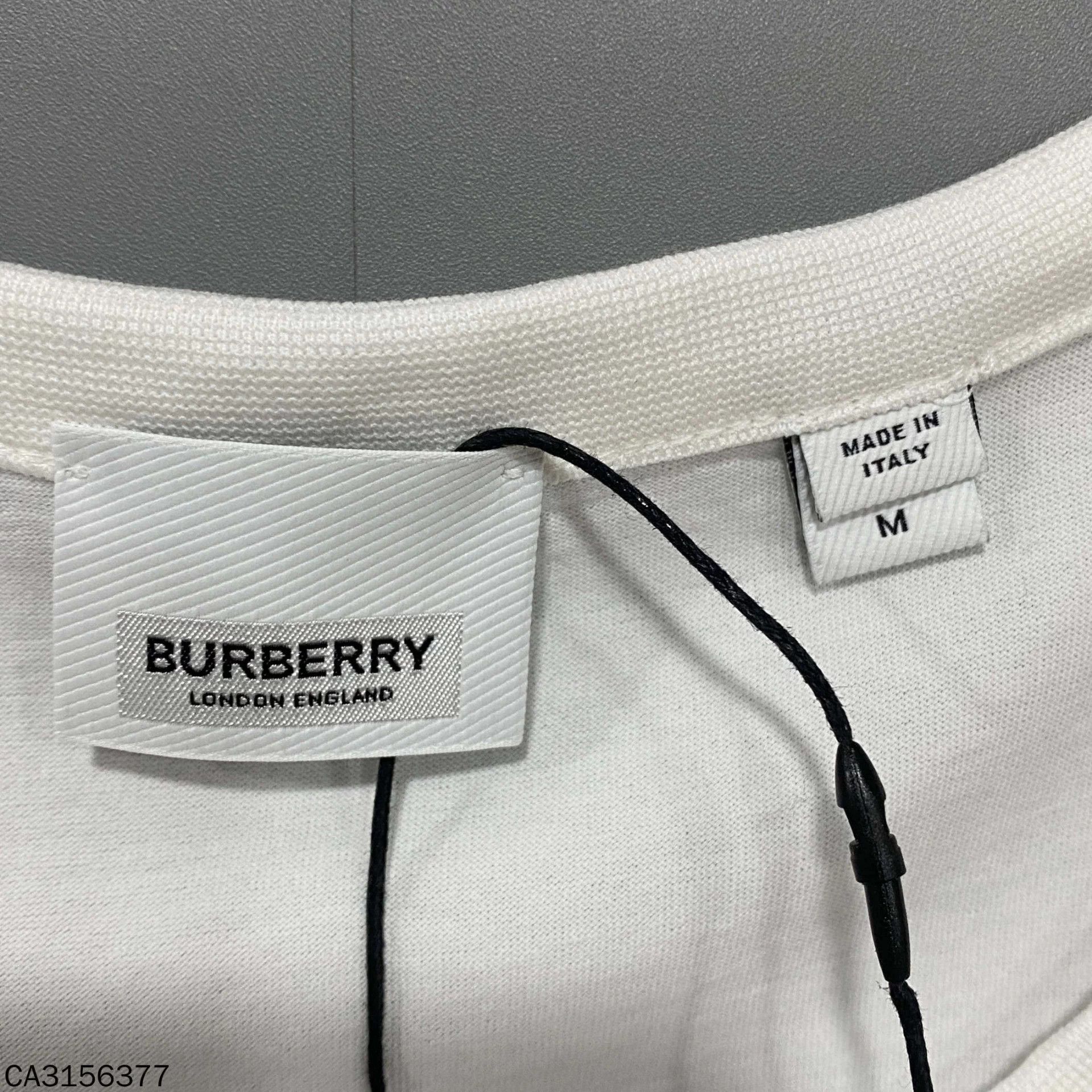 Burberry Burberry deer vest M Size M / US 6-8 / IT 42-44 - 5 Thumbnail