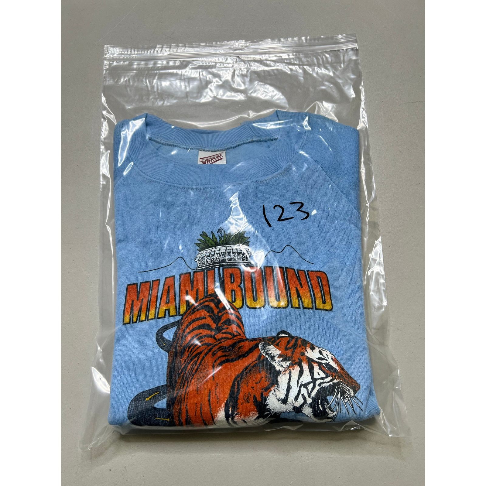Vintage Vintage 80’s Miami Bound Tiger crewneck unisex size Large Size US L / EU 52-54 / 3 - 12 Thumbnail