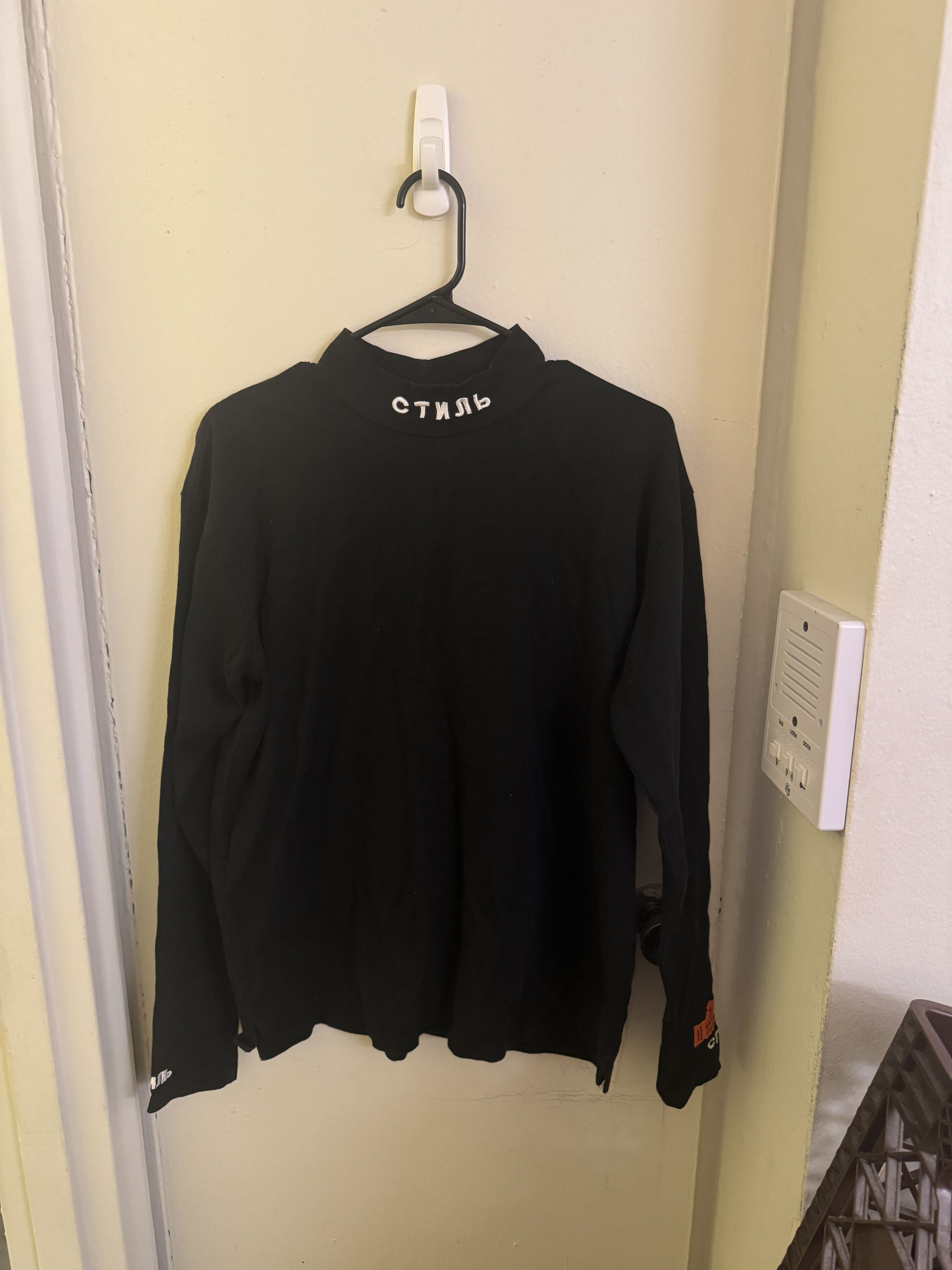 Heron Preston Black Cyrillic Russian Mockneck