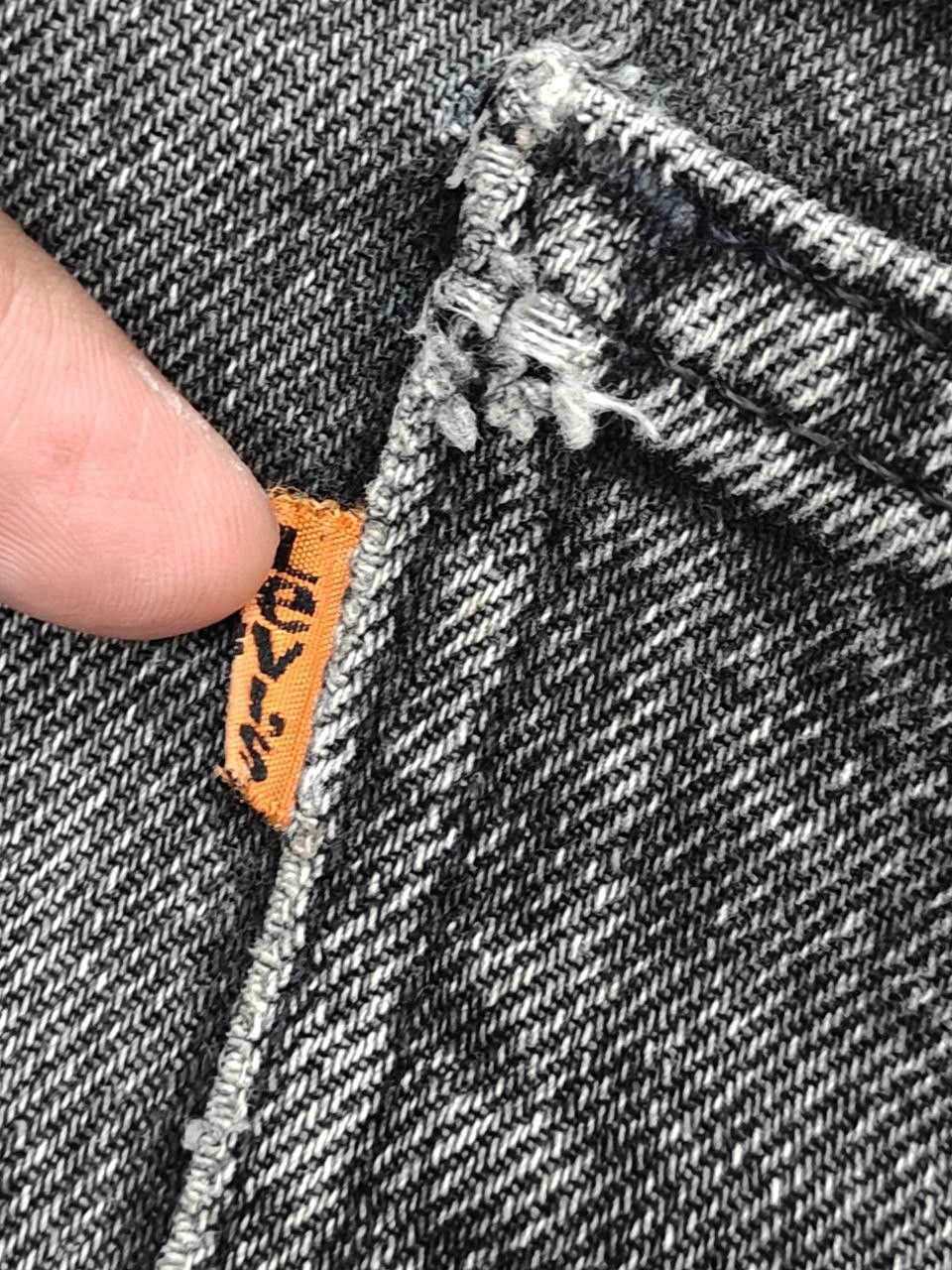 Levi's 90s Vintage Levi's 550 Charcoal Black Orange Tab Denim Size US 38 / EU 54 - 10 Thumbnail