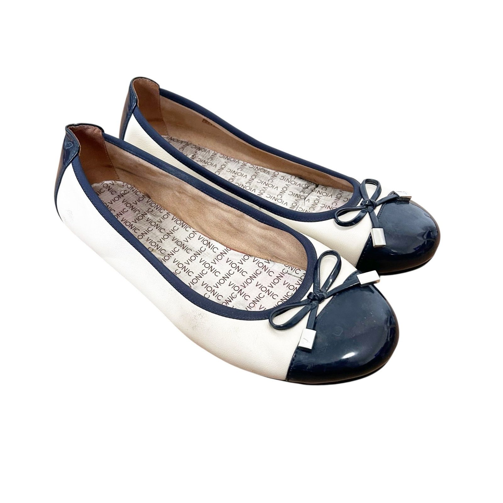 Vionic Vionic Black Cream Leather Minna Flats Sz 8 Size US 8 / IT 38 - 1 Thumbnail