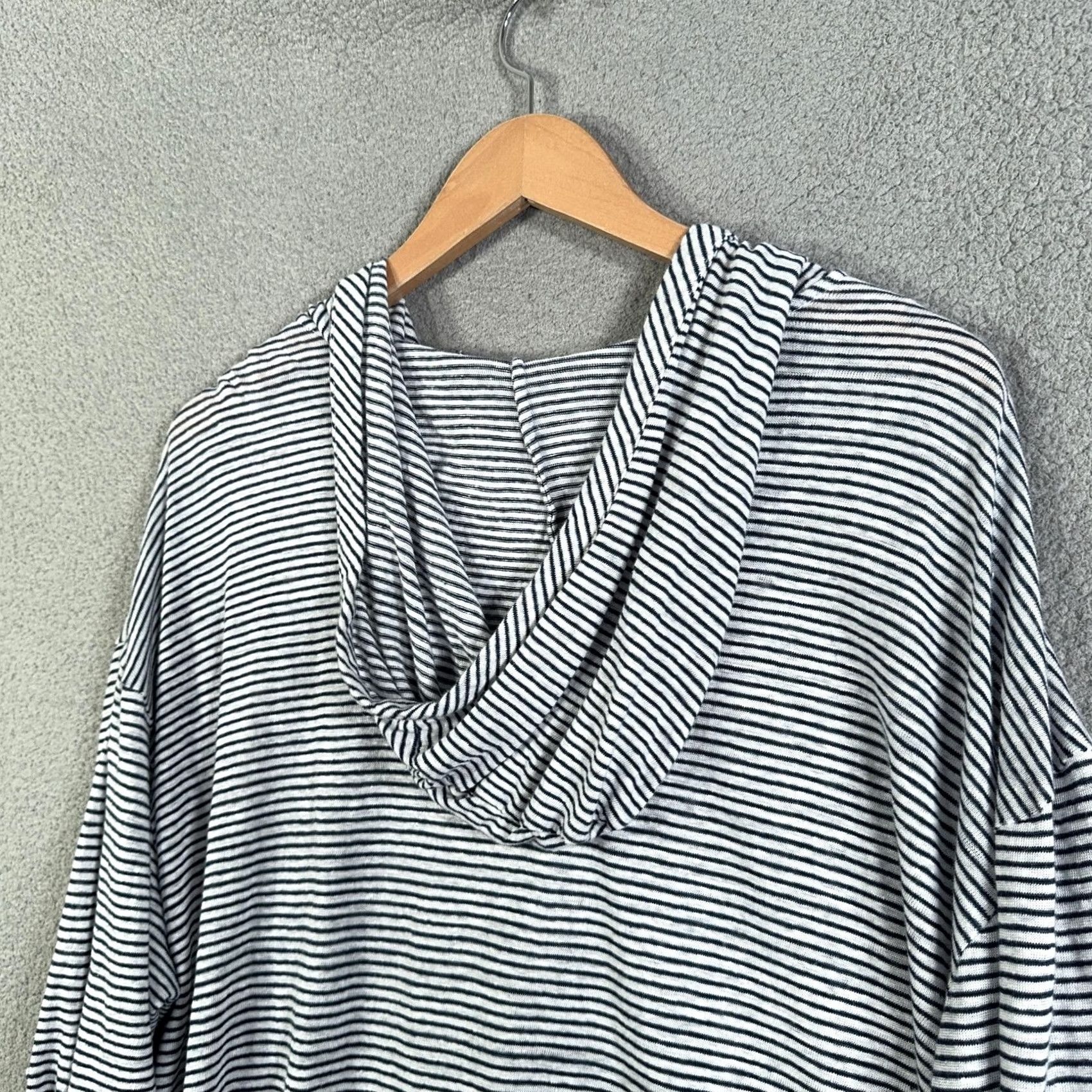Vintage VINTAGE C&C California Hoodie Womens 3X Blue White Stripe 100% Linen V-Neck Tunic Top Size XXL / US 16-18 / IT 52-54 - 5 Thumbnail