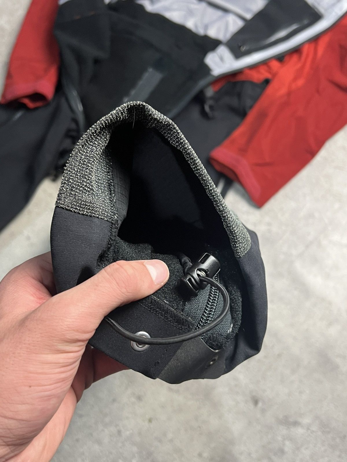 Arc'teryx Vintage Arcteryx Alpha Goretex Full Ski Suit Size M Size US M / EU 48-50 / 2 - 23 Thumbnail
