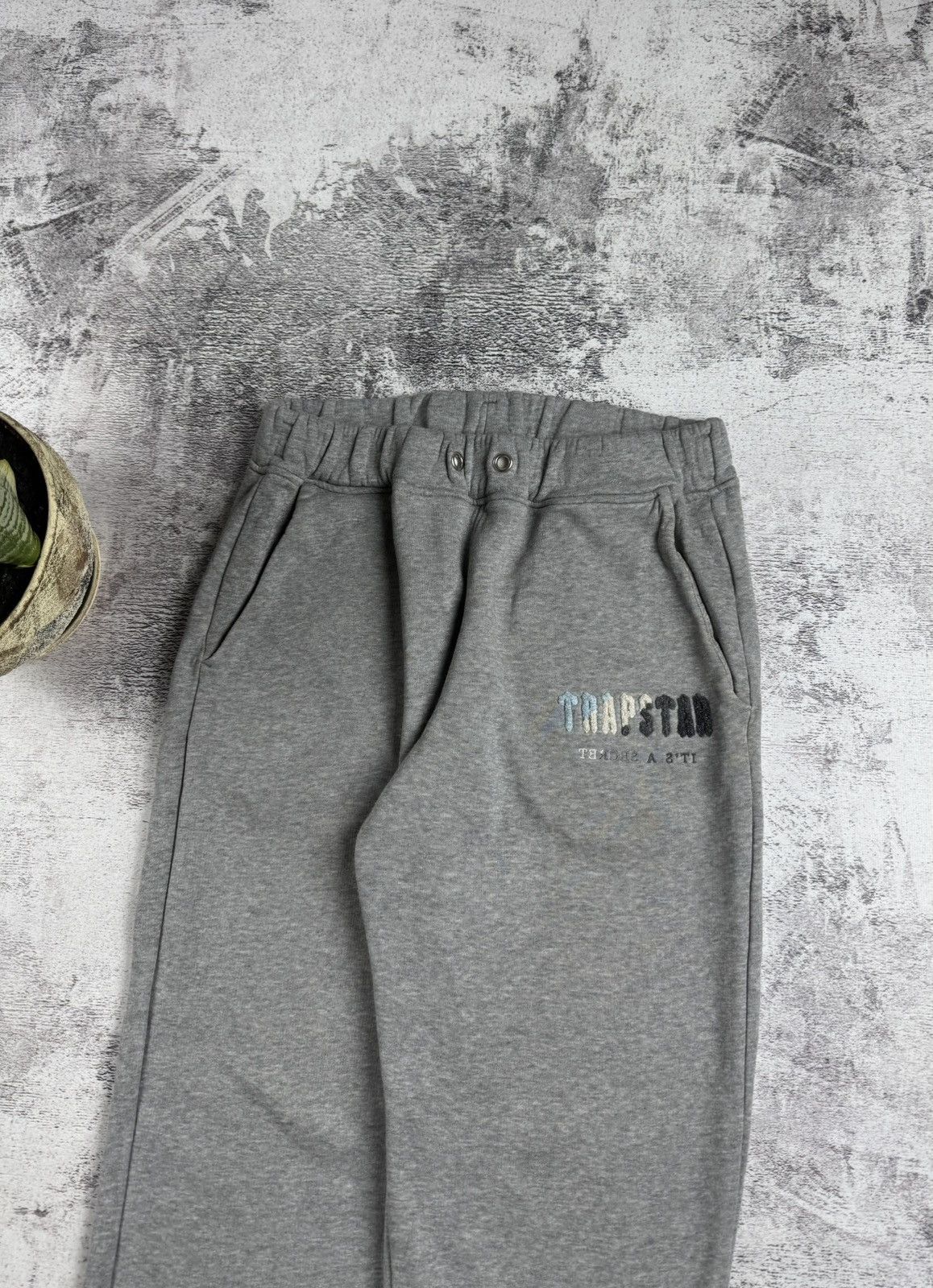 Trapstar London Trapstar London Track Sweat Sport Rap Sweatshirt Pants Suit Size US S / EU 44-46 / 1 - 19 Thumbnail