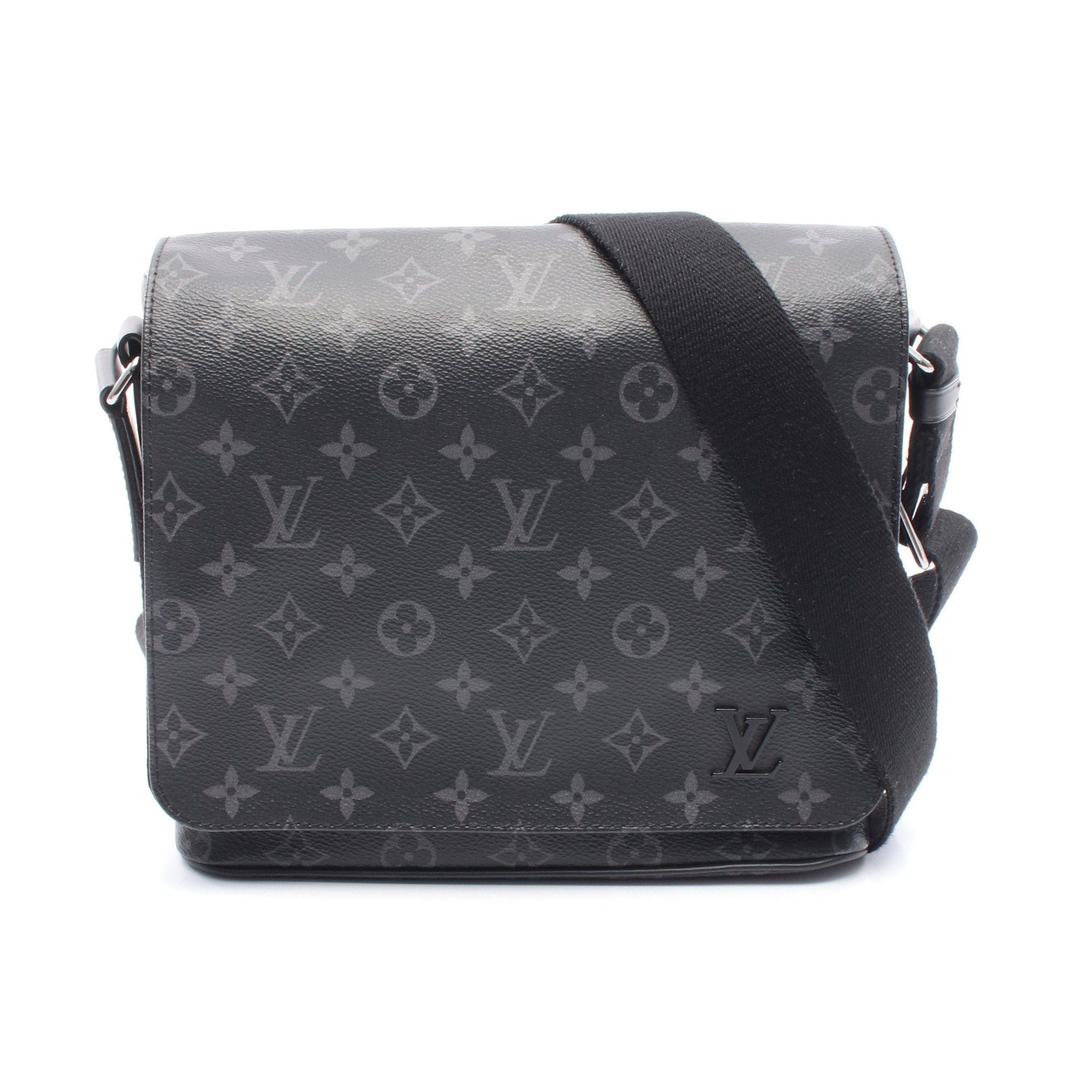 Louis Vuitton Louis Vuitton District Pm Nm Monogram Eclipse Shoulder Bag Leather Black Size ONE SIZE - 1 Thumbnail