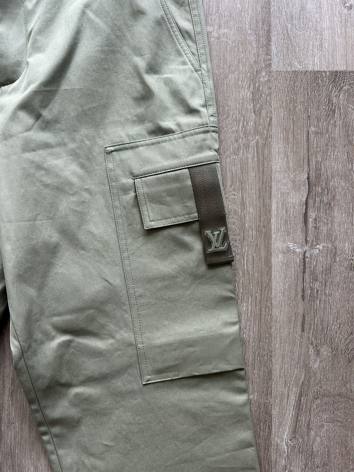 Louis Vuitton LOUIS VUITTON Green Trousers Size US 32 / EU 48 - 3 Thumbnail