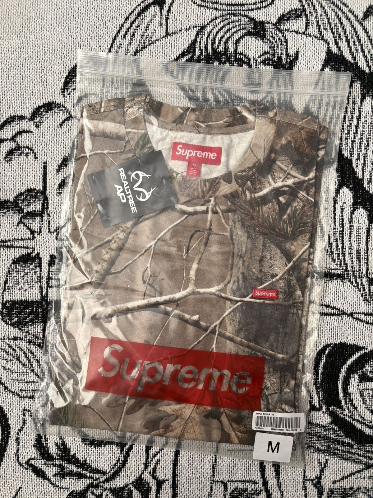 Supreme SMALL BOX L/S TEE REAL TREE | Grailed