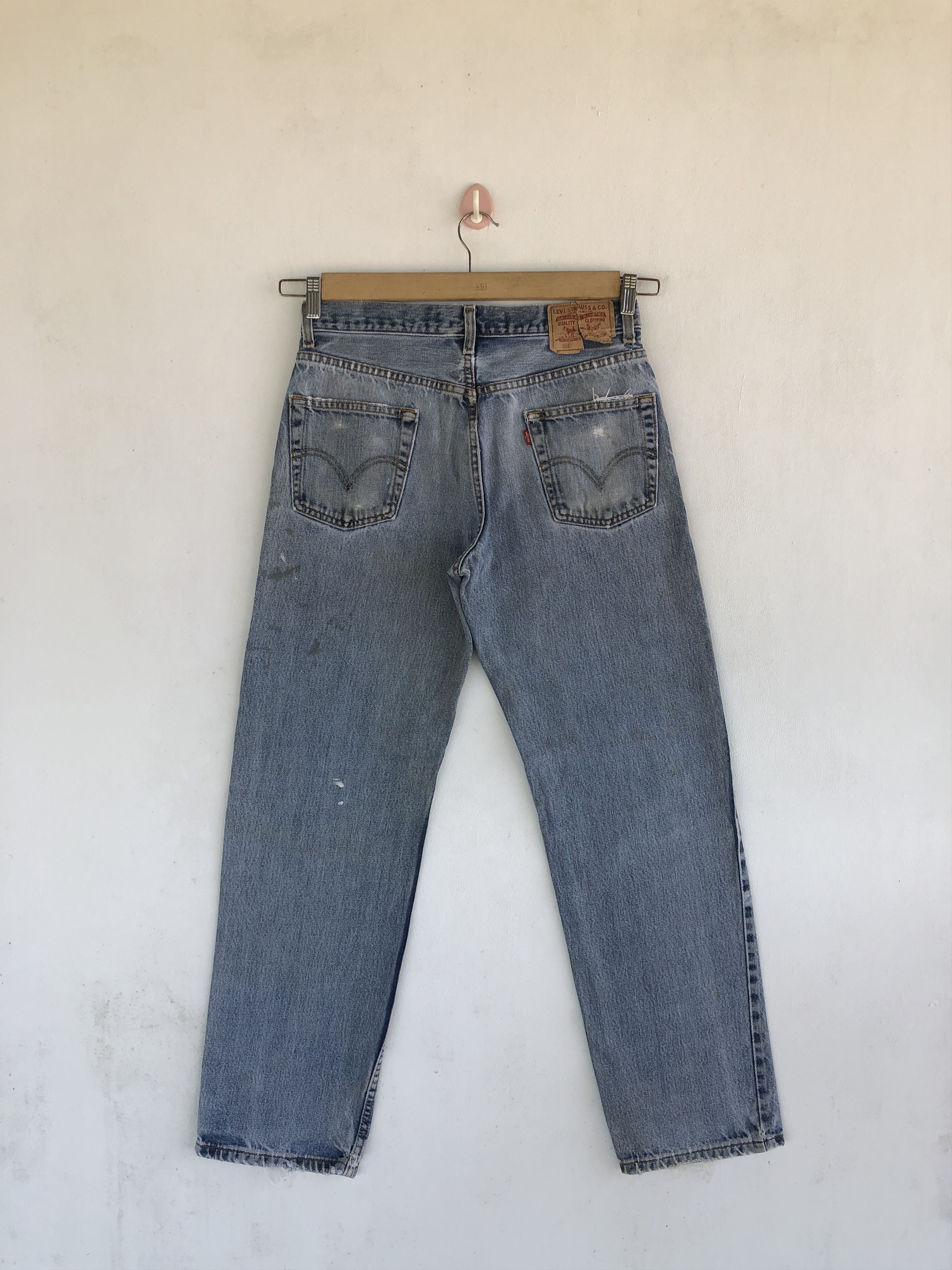 Levi's Vintage Distressed Levis 550 Jeans Levi's Light Wash Denim Size 28" / US 6 / IT 42 - 2 Thumbnail