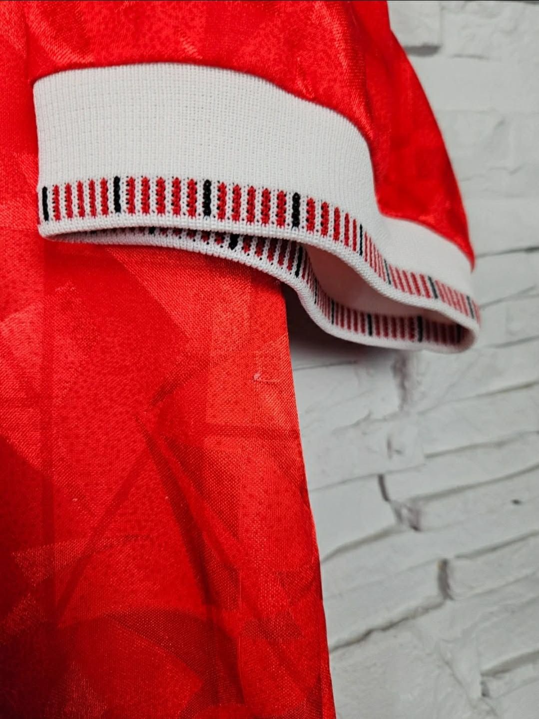 Umbro Nottingham Forest 1990/1992 home shirt kit football soccer Size US L / EU 52-54 / 3 - 15 Thumbnail