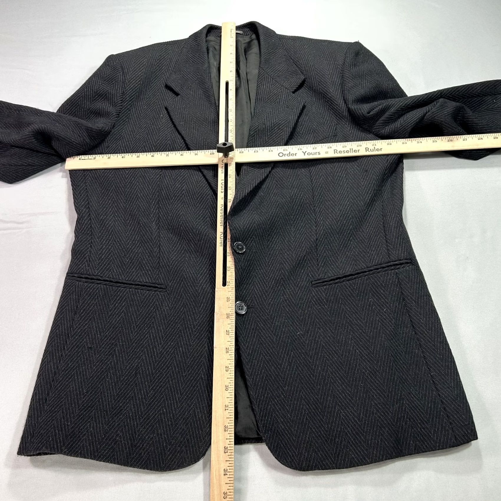 Vintage Bachrach Blazer Mens 43 Long Black Wool Herringbone Made in Italy Bottoli Jacket 2 Piece Two-Button Notch Lining Viscoe/Rayon Vintage: No Womens/Mens Size 46R - 5 Thumbnail