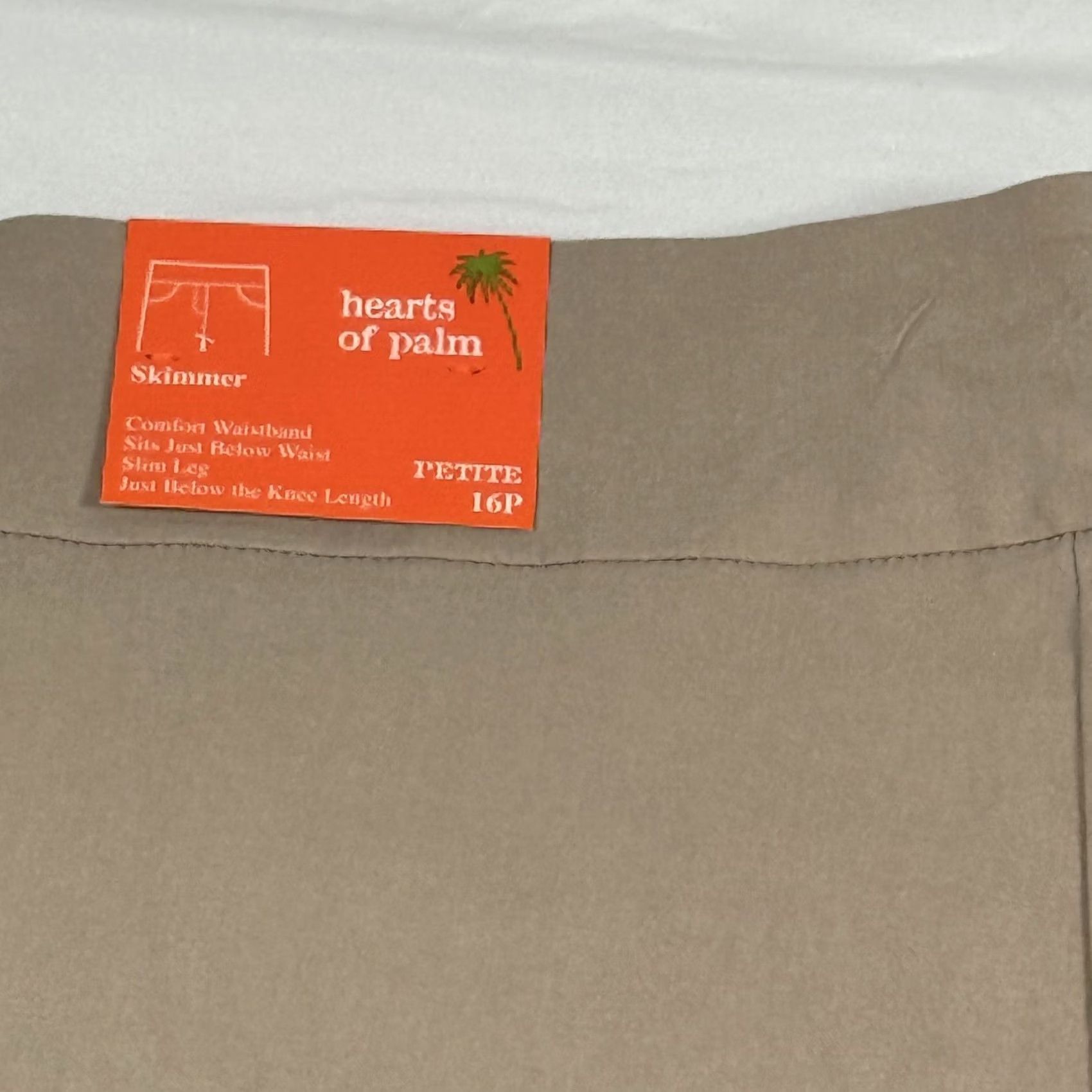 Vintage Hearts Of Palm Capri Pants Womens 16P Petite Beige Skimmer Pull On Stretch NWT Capris Slim Leg Size 38" / US 16 / IT 52 - 4 Thumbnail