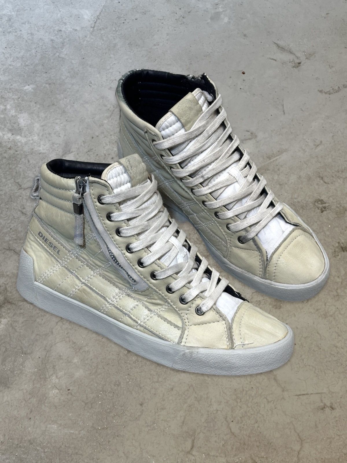 Diesel (FW18) D-STRING PLUS HI TOP Size US 8.5 / EU 41-42 - 5 Thumbnail
