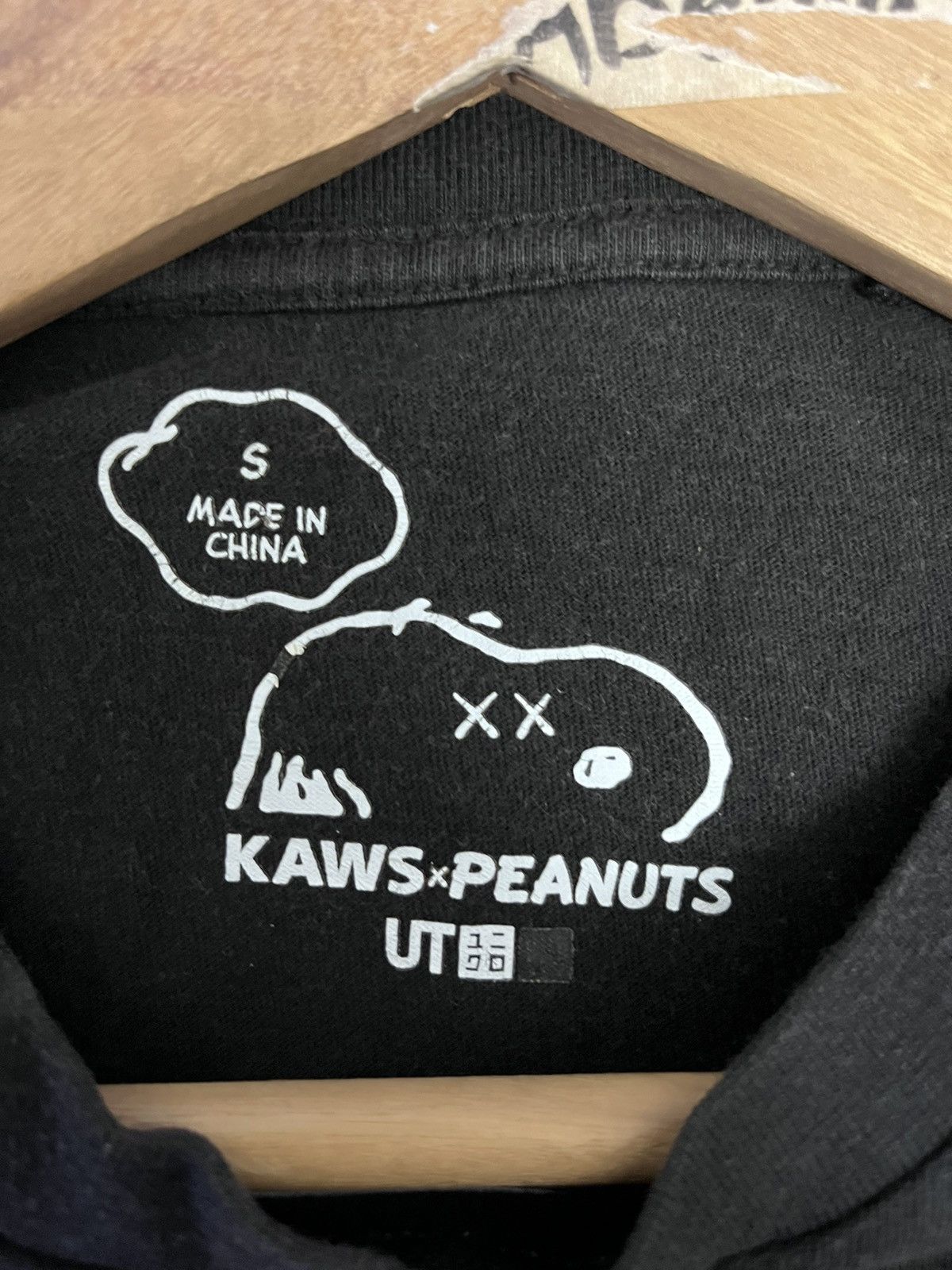 Kaws × Peanuts × Uniqlo Uniqlo x kaws x peanuts tee Size US S / EU 44-46 / 1 - 2 Thumbnail