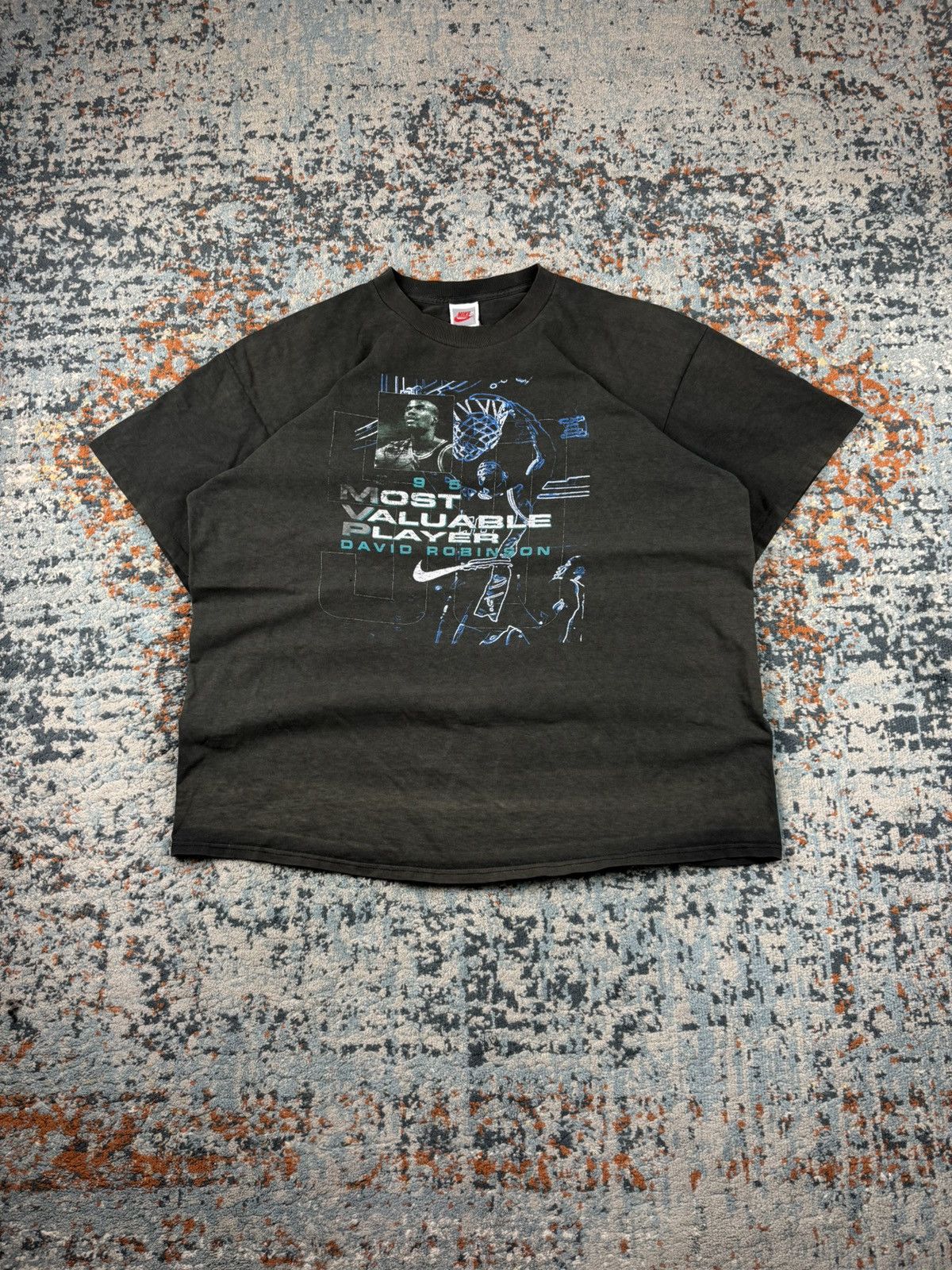 Nike Vintage 1995 Nike David Robinson basketball faded washed tee Size US XXL / EU 58 / 5 - 1 Thumbnail