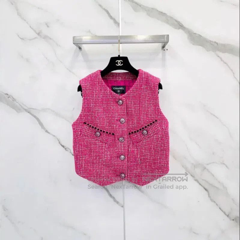 Chanel Chanel Pink Wool Blend Women's Jacket . Size S / US 4 / IT 40 - 1 Thumbnail