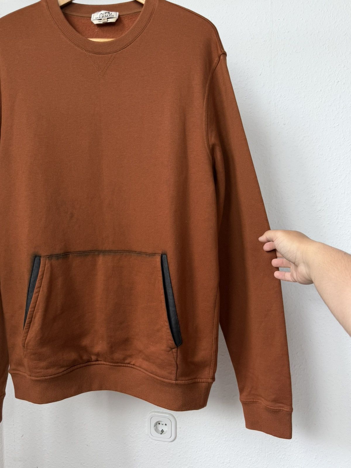 Hermes Hermès Brown Sweatshirt XL Front Pocket Long Sleeve Pullover Size US XL / EU 56 / 4 - 12 Thumbnail