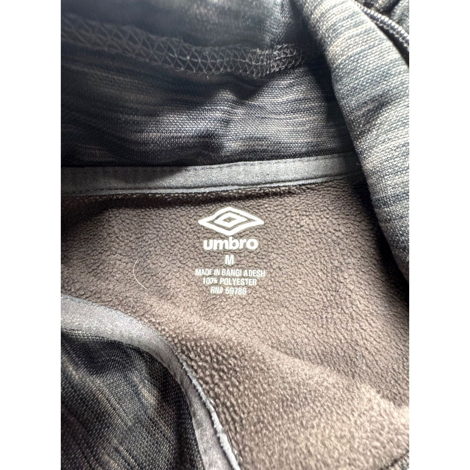 Umbro Umbro Sweatshirt Gray 1/4 Zip Pullover M Unisex Adults Size M Size US M / EU 48-50 / 2 - 6 Thumbnail