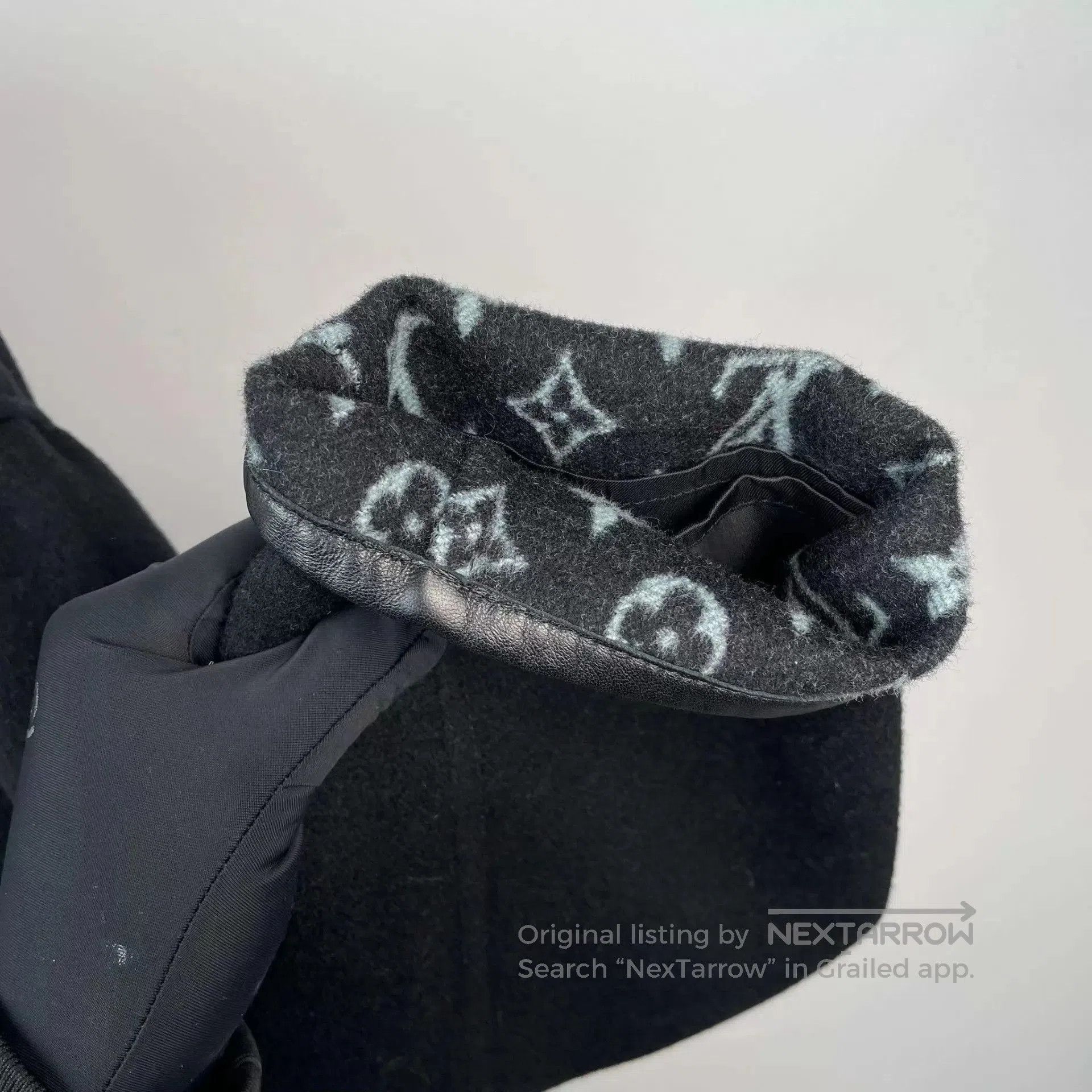 Louis Vuitton Black Long Belted Coat with Patterned Lining. Size US S / EU 44-46 / 1 - 8 Thumbnail