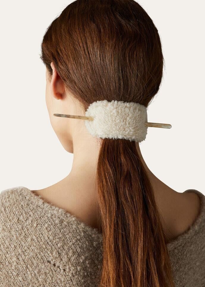 Loro Piana o1srvl11e1024 Size: OS / Cocooning Barrette in Off White Size ONE SIZE - 2 Thumbnail